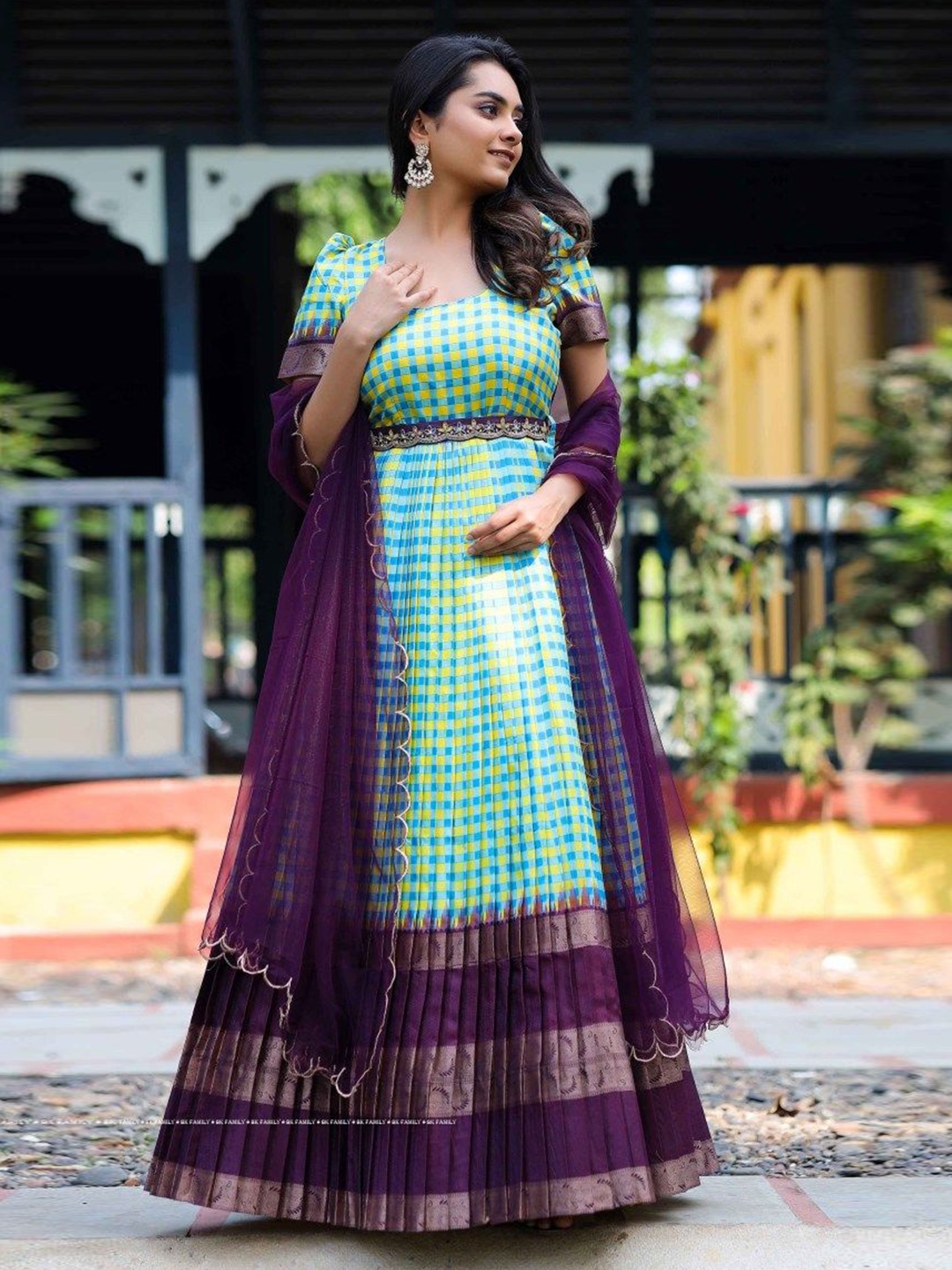 

Bullion Knot Women Checked Fit & Flare Maxi Ethnic Dresses With Dupatta And Belt, Yellow