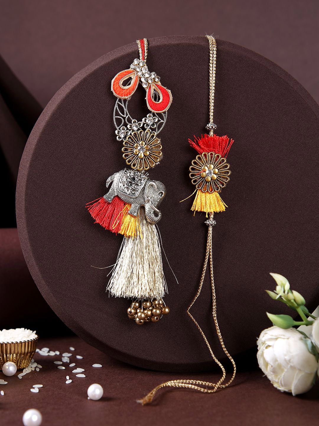 

Aapno Rajasthan Beaded Bhaiya Bhabhi Rakhi With Box, Gold
