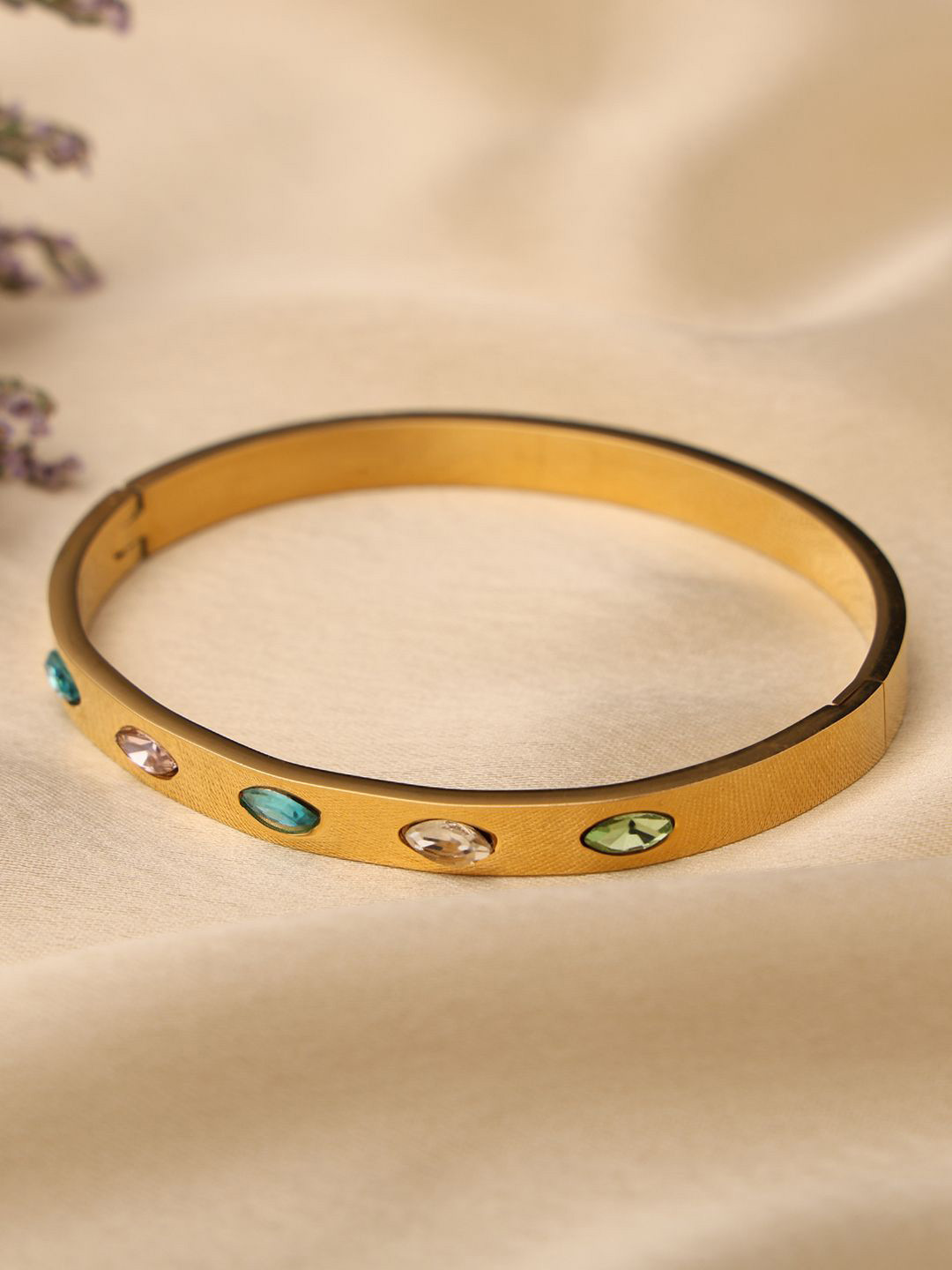

VENI 18K Gold Plated Artificial Stones Stainless Steel Bangle Style Bracelet