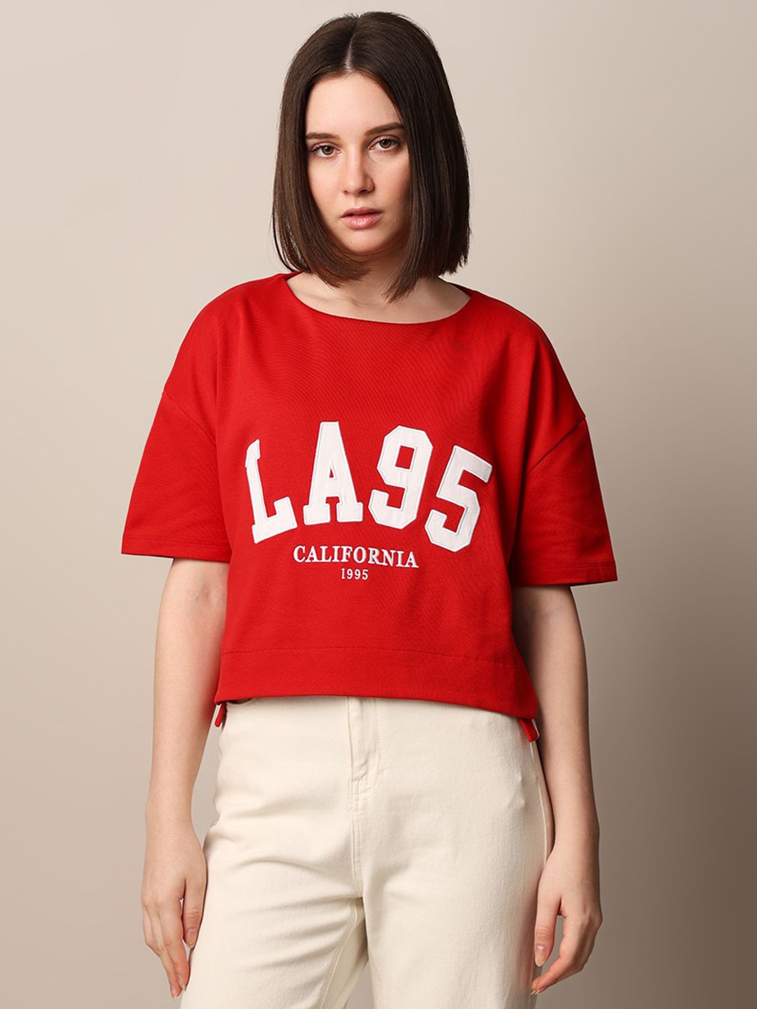 

ONLY Women Typography Printed Applique Boxy T-shirt, Red