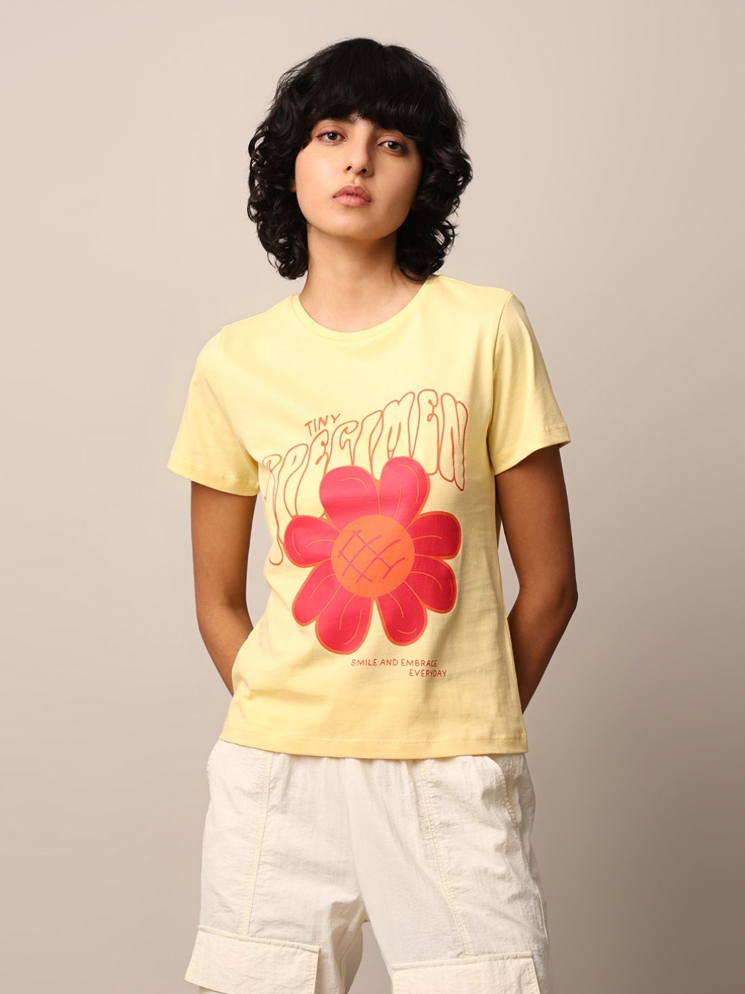 

ONLY Women Printed Round Neck Cotton T-Shirt, Yellow
