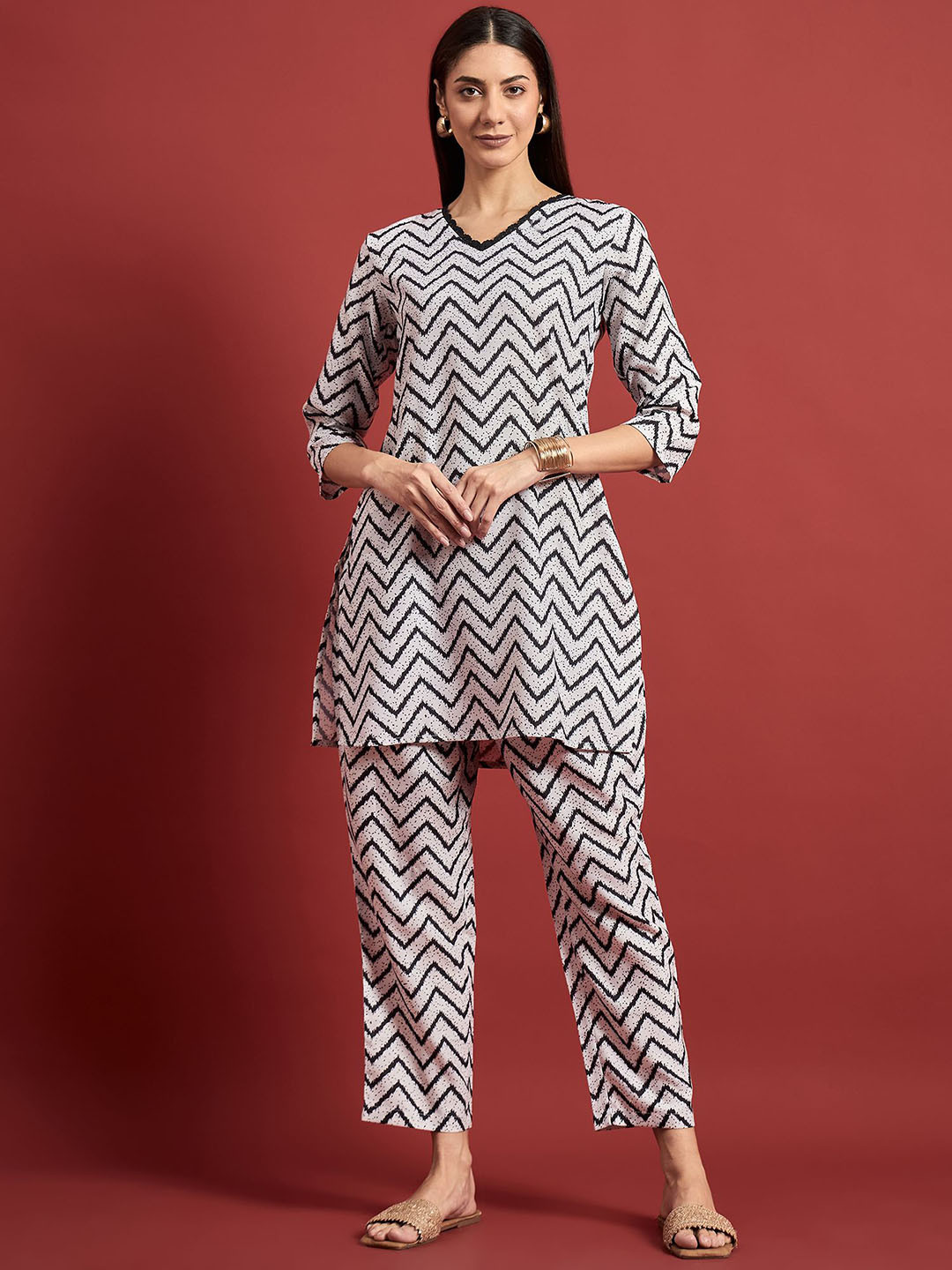 

all about you Women Printed Regular Kurti with Trousers, White