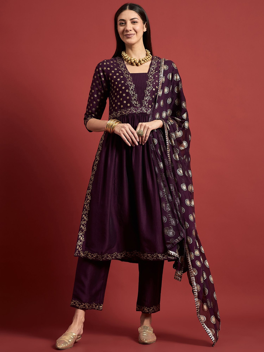 

all about you Women Printed Regular Thread Work Kurta with Trousers & With Dupatta, Purple