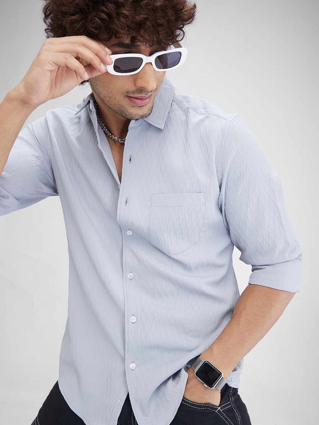

VASTRADO Men Solid Textured Classic Slim Fit Casual Shirt, Grey