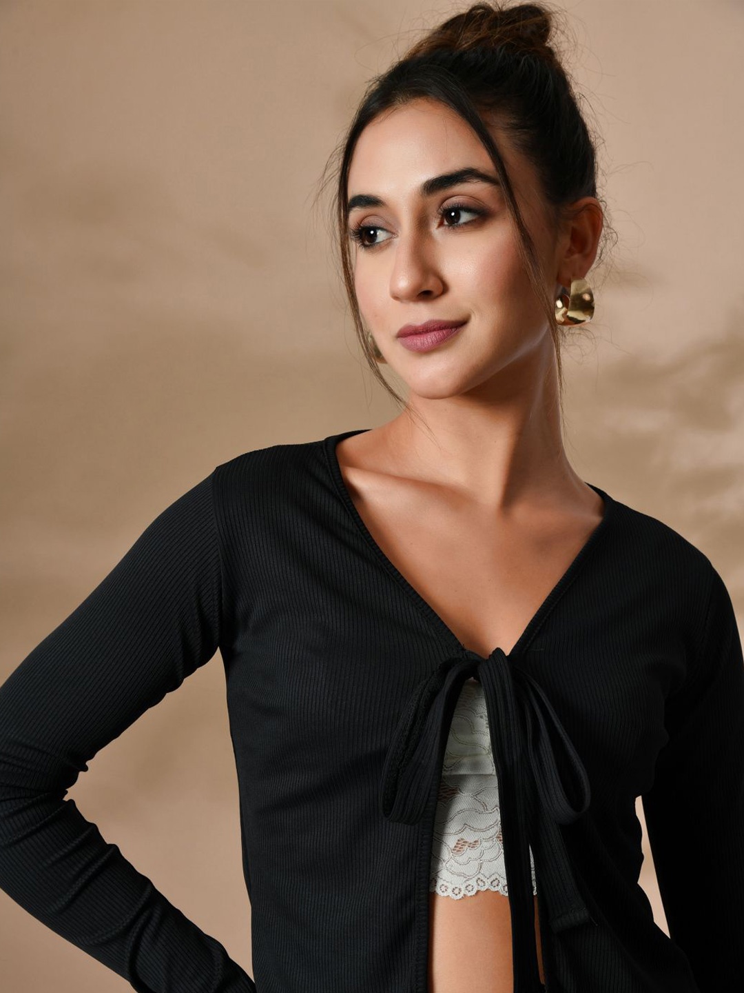 

IUGA Women Tie-Up Neck Crop Top, Black