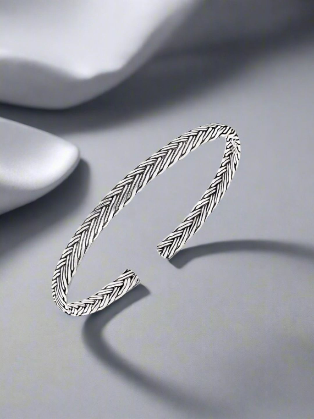 

Zavya Men 925 Pure Silver Rhodium-Plated Cuff Bracelet