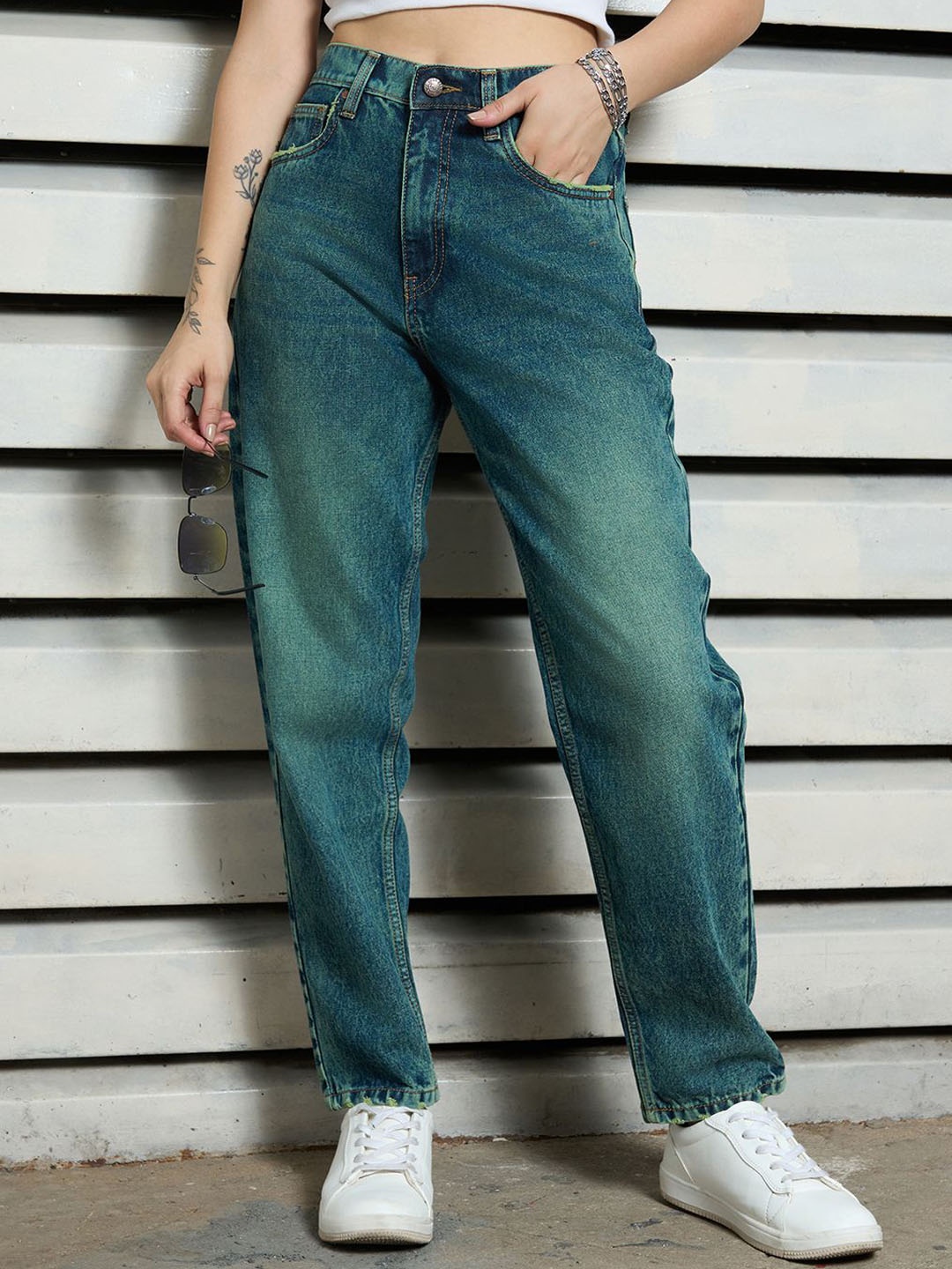 

High Star Women High-Rise Low Distress Light Fade Jeans, Blue