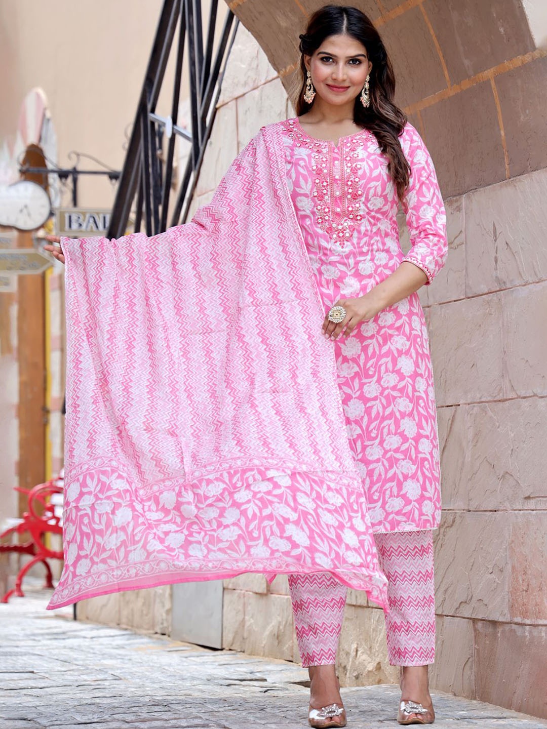 

IkDaiya Floral Printed Straight Pure Cotton Mirror Work Kurta with Trousers & With Dupatta, Pink