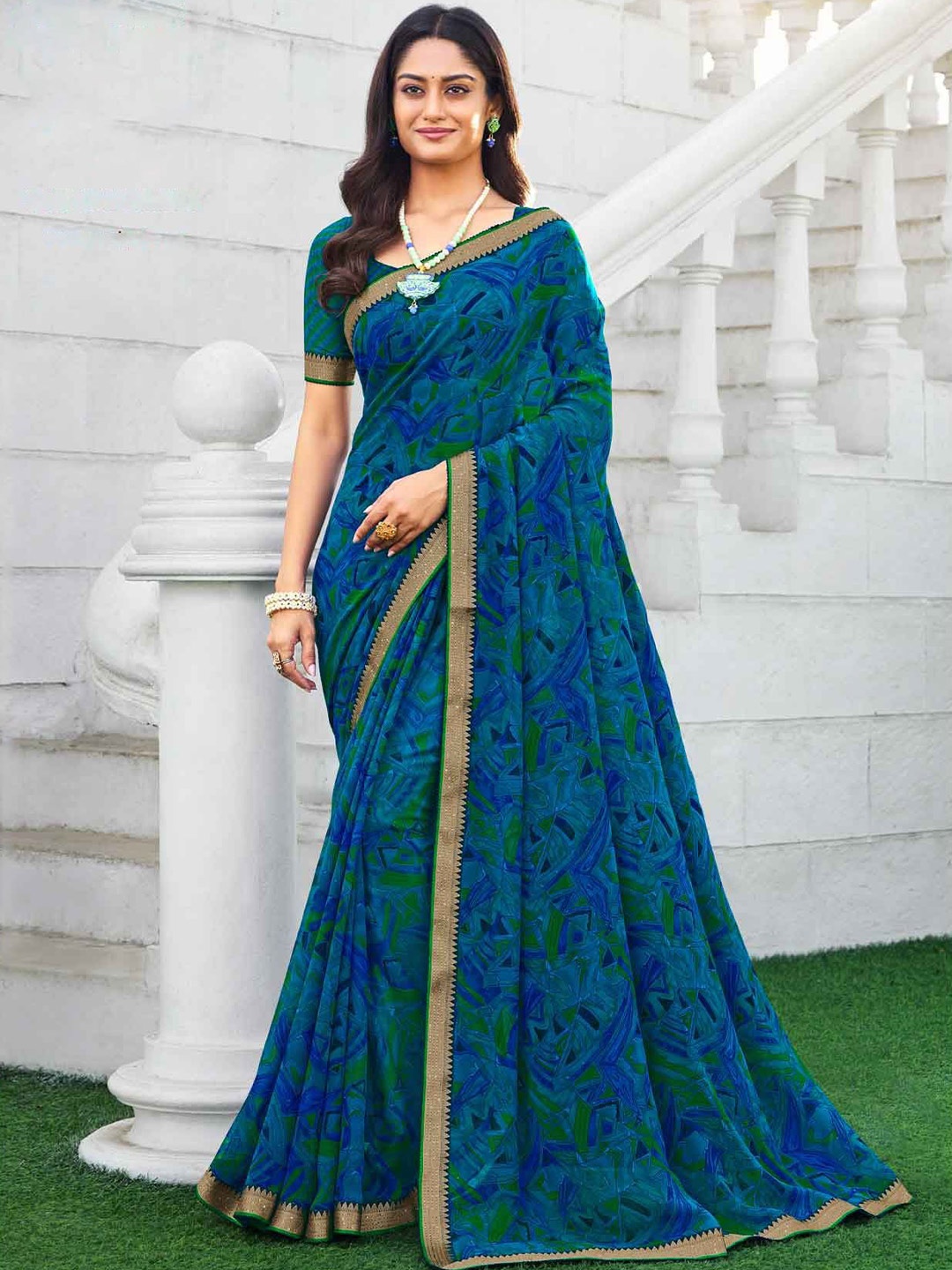 

Laxmipati Zari Embroidered Abstract Saree with Blouse, Blue