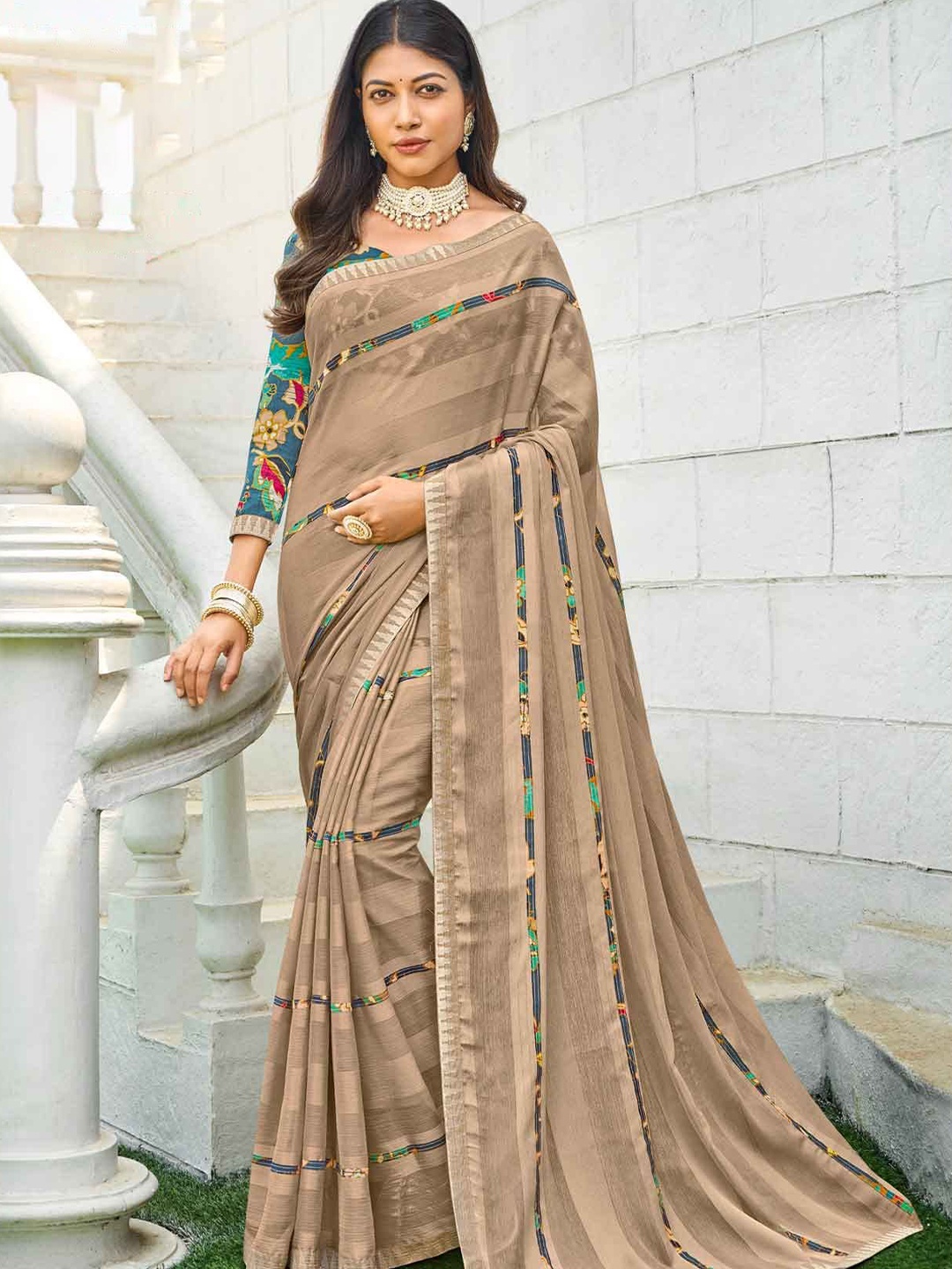 

Laxmipati Striped Zari Embroidered Saree with Blouse, Beige