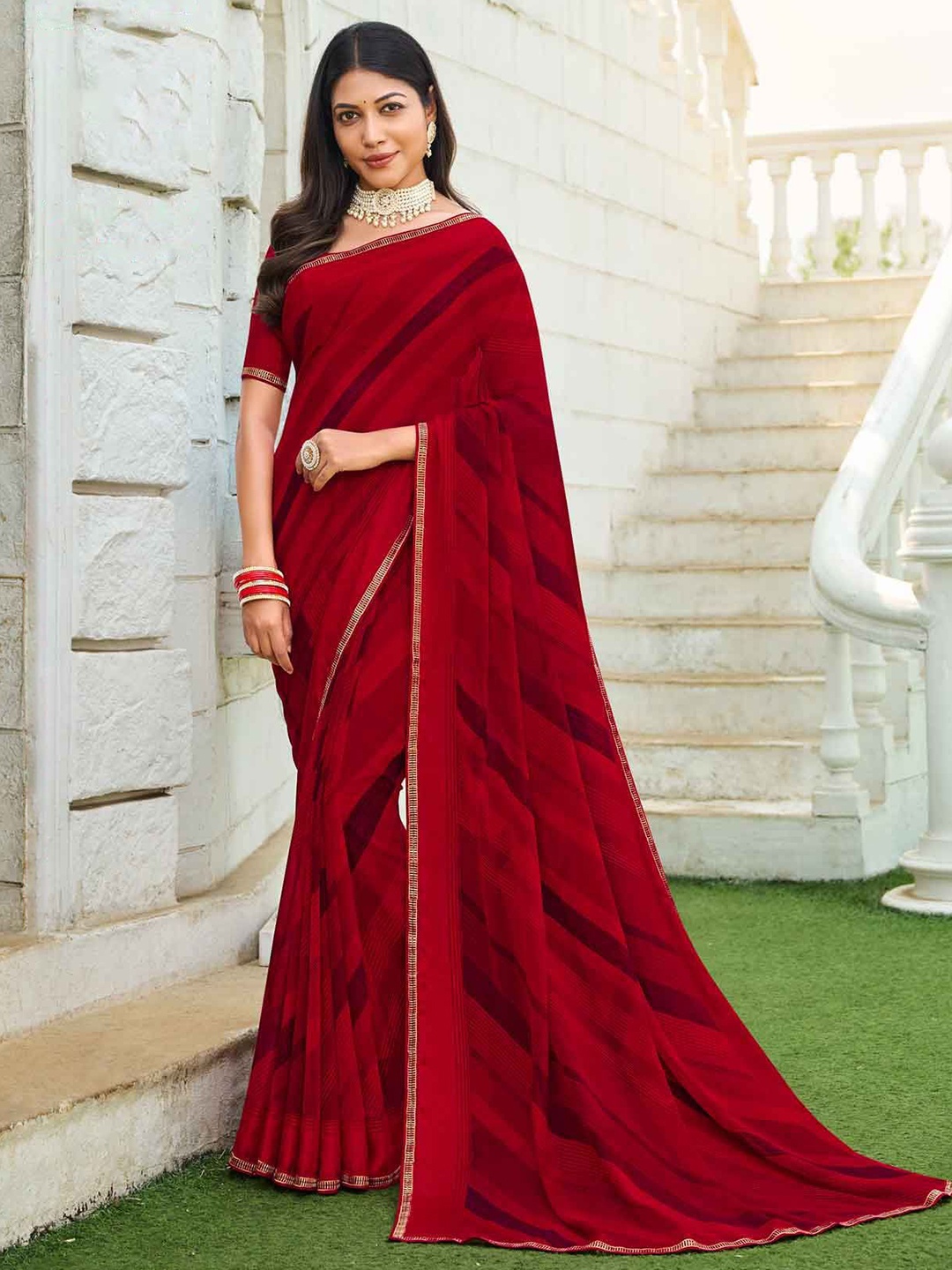 

Laxmipati Striped Embroidered Saree With Blouse, Maroon