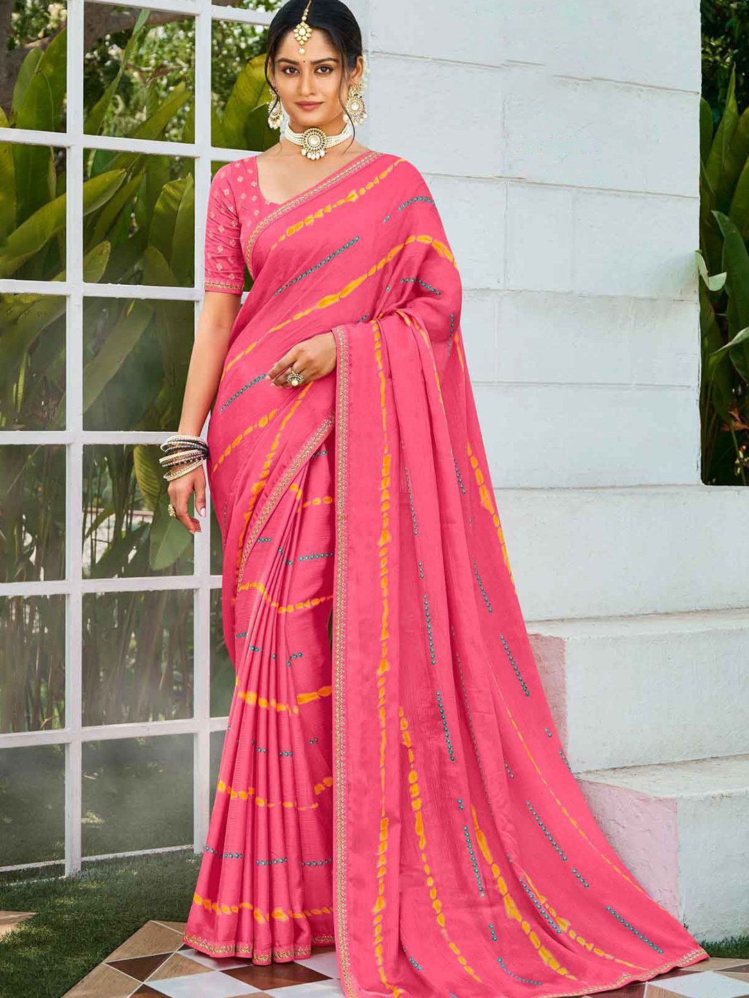 

Laxmipati Tie and Dye Sequinned Saree, Pink
