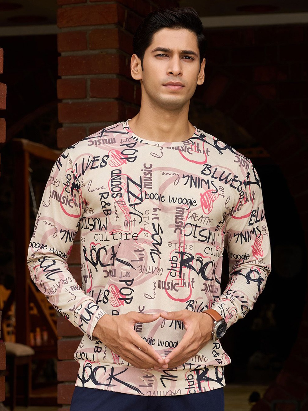 

Fashion FRICKS Men Printed Applique T-shirt, Multi
