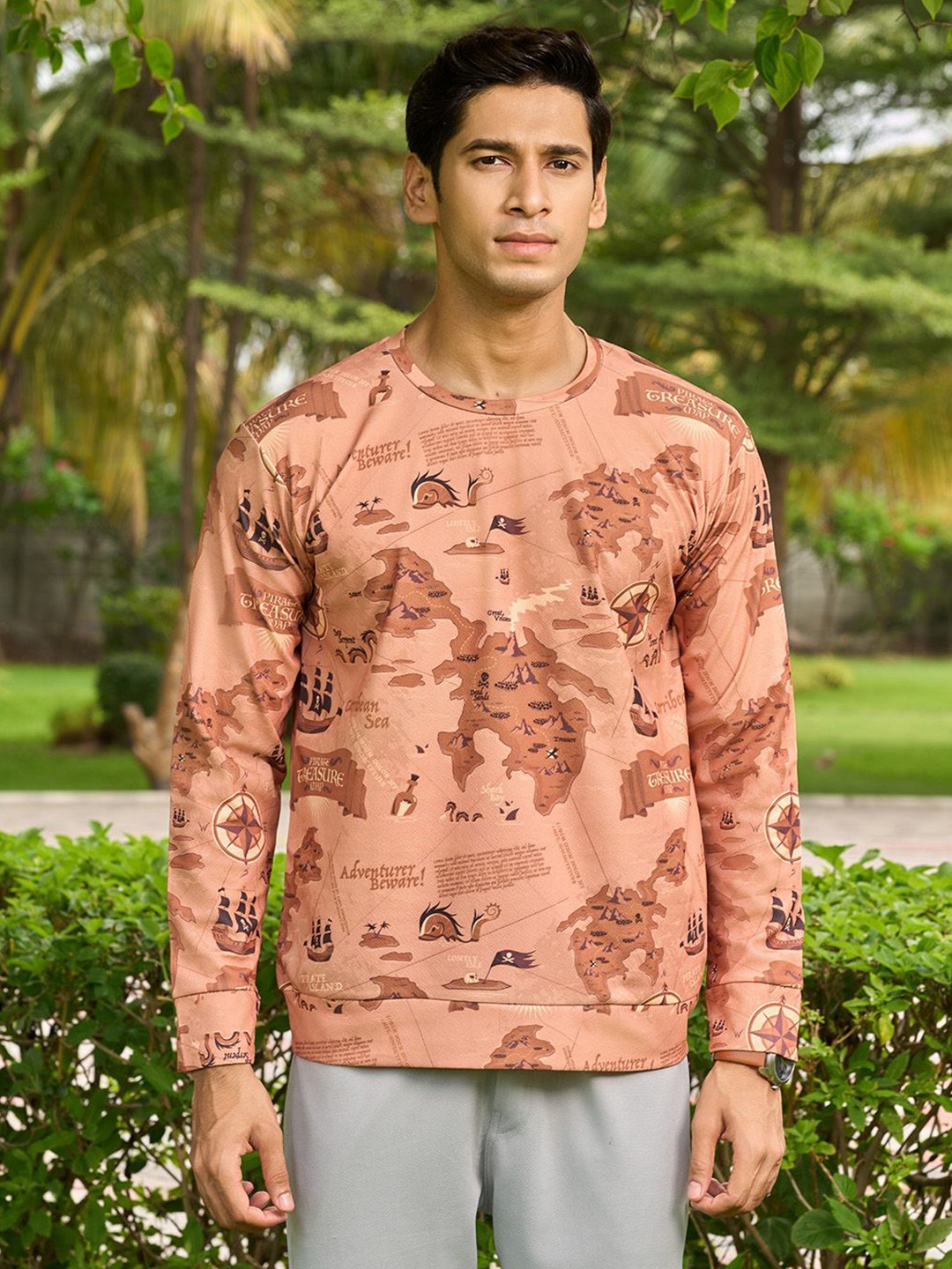 

Fashion FRICKS Men Biker Printed Henley Neck Applique T-shirt, Multi