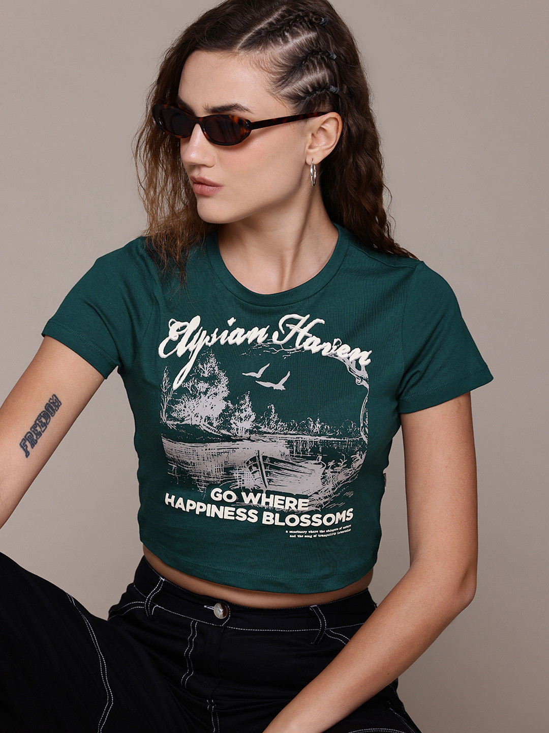 

The Roadster Lifestyle Co. Women Printed Pure Cotton Crop T-shirt, Green