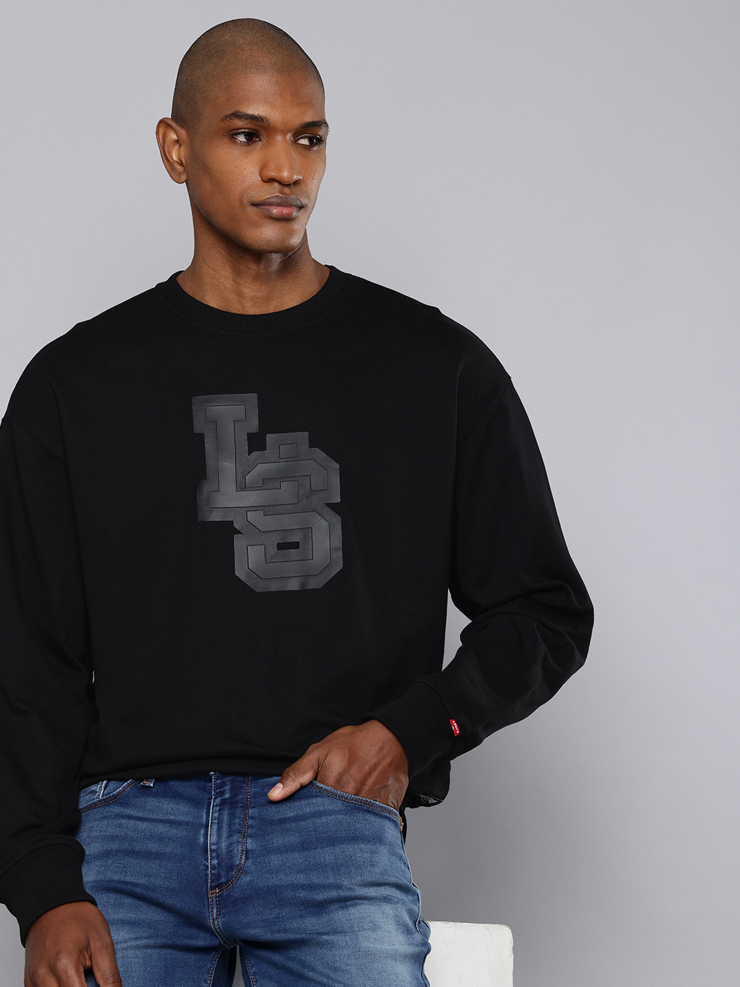 

Levis Pure Cotton Graphic Printed Sweatshirt, Black