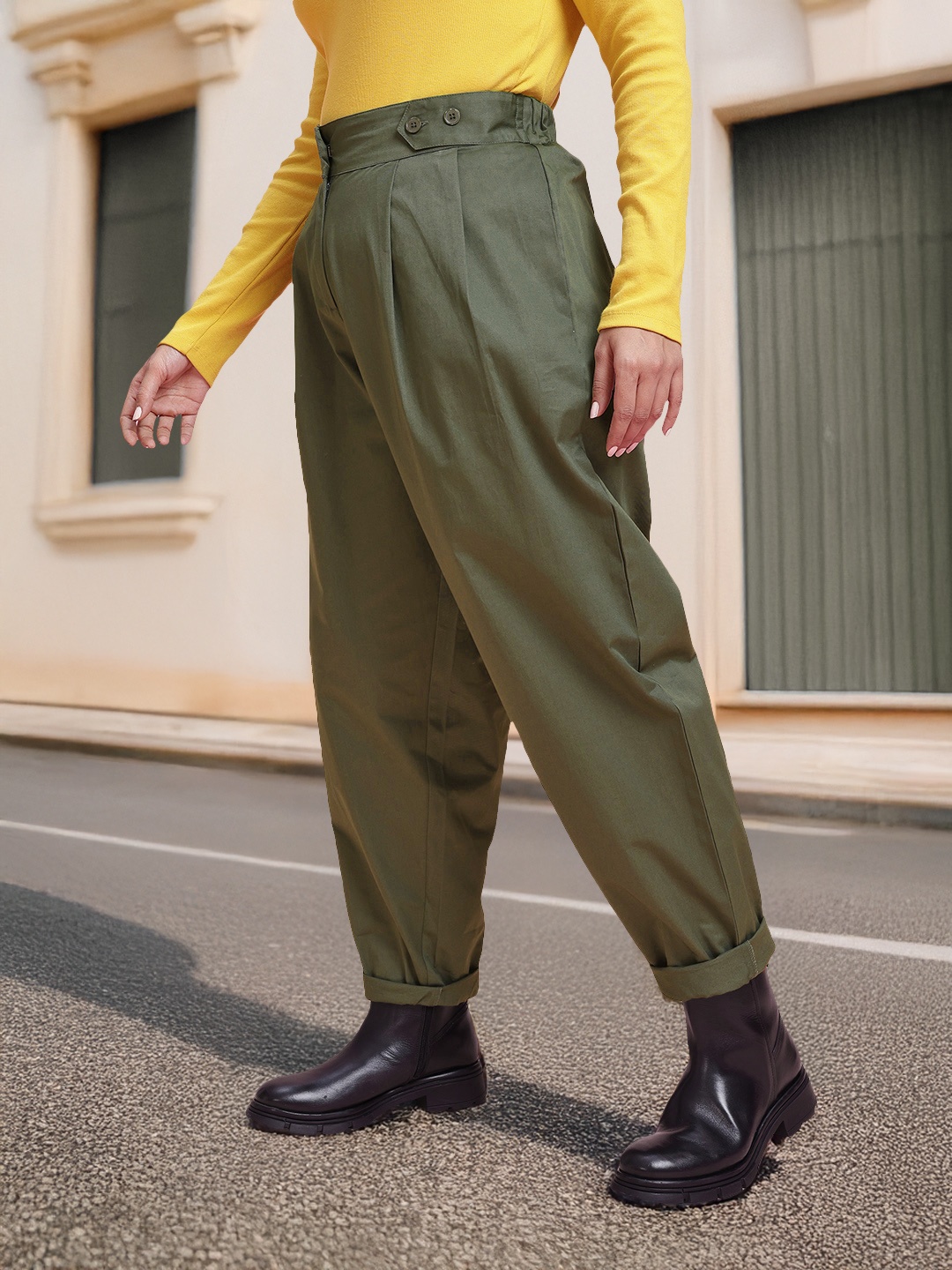 

DressBerry Curve Plus Size Women Tapered Fit Pleated Pure Cotton Trousers, Olive