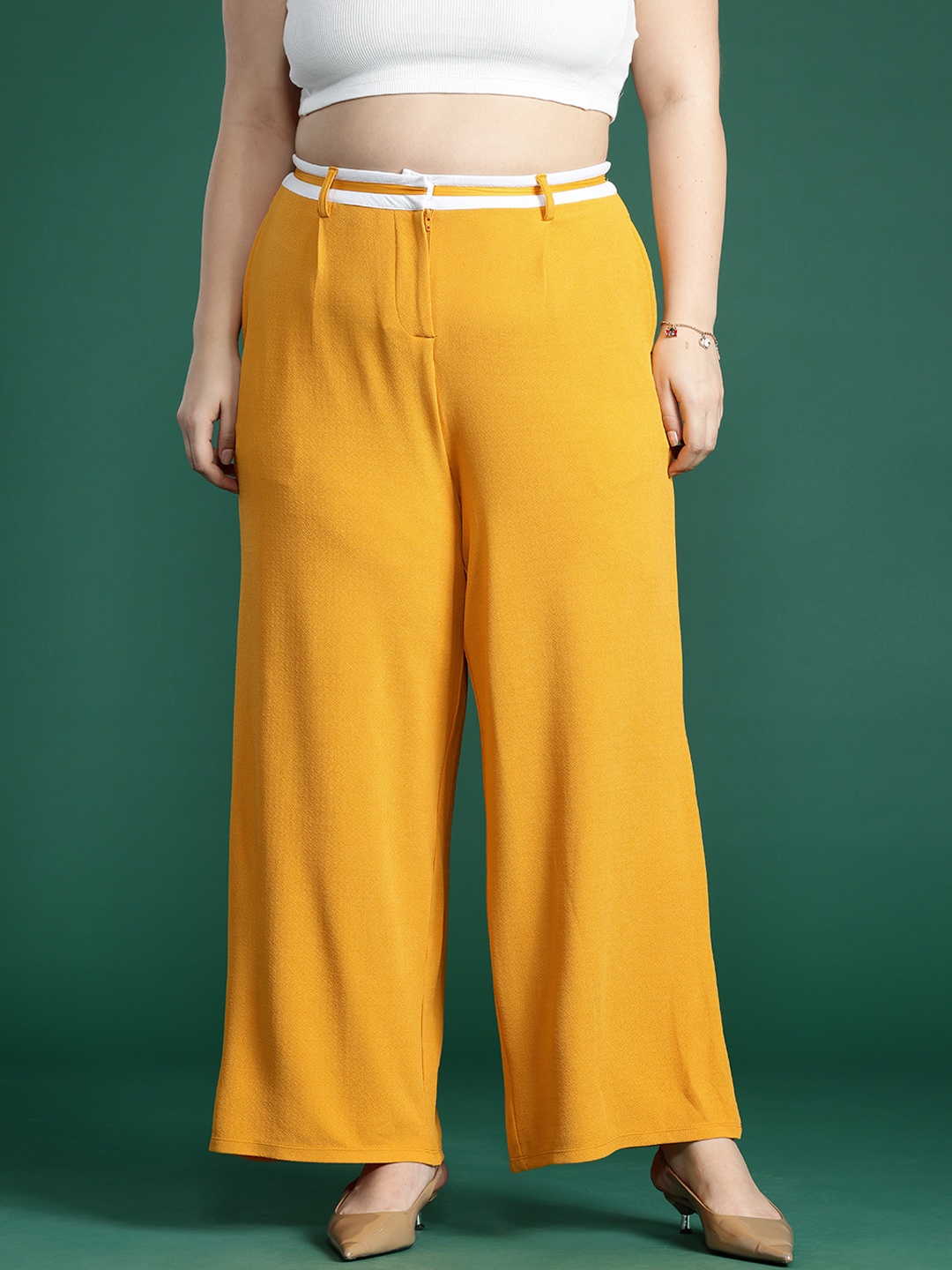 

DressBerry Curve Women Parallel Trousers, Yellow