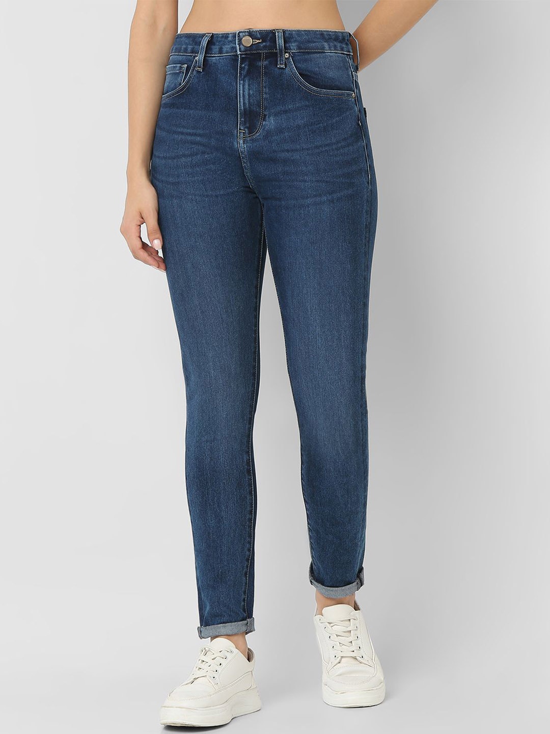 

SPYKAR Women Slim Fit High-Rise Light Fade Stretchable Jeans, Blue