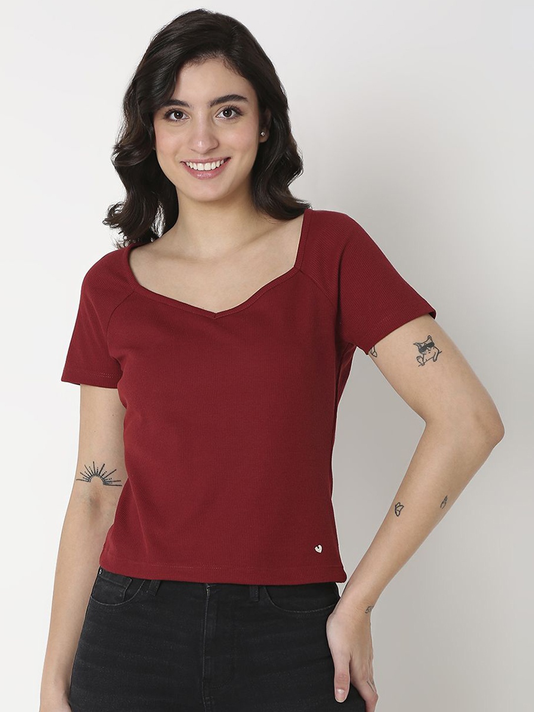 

SPYKAR Women Solid V-Neck Cotton Slim Fit T-Shirt, Maroon