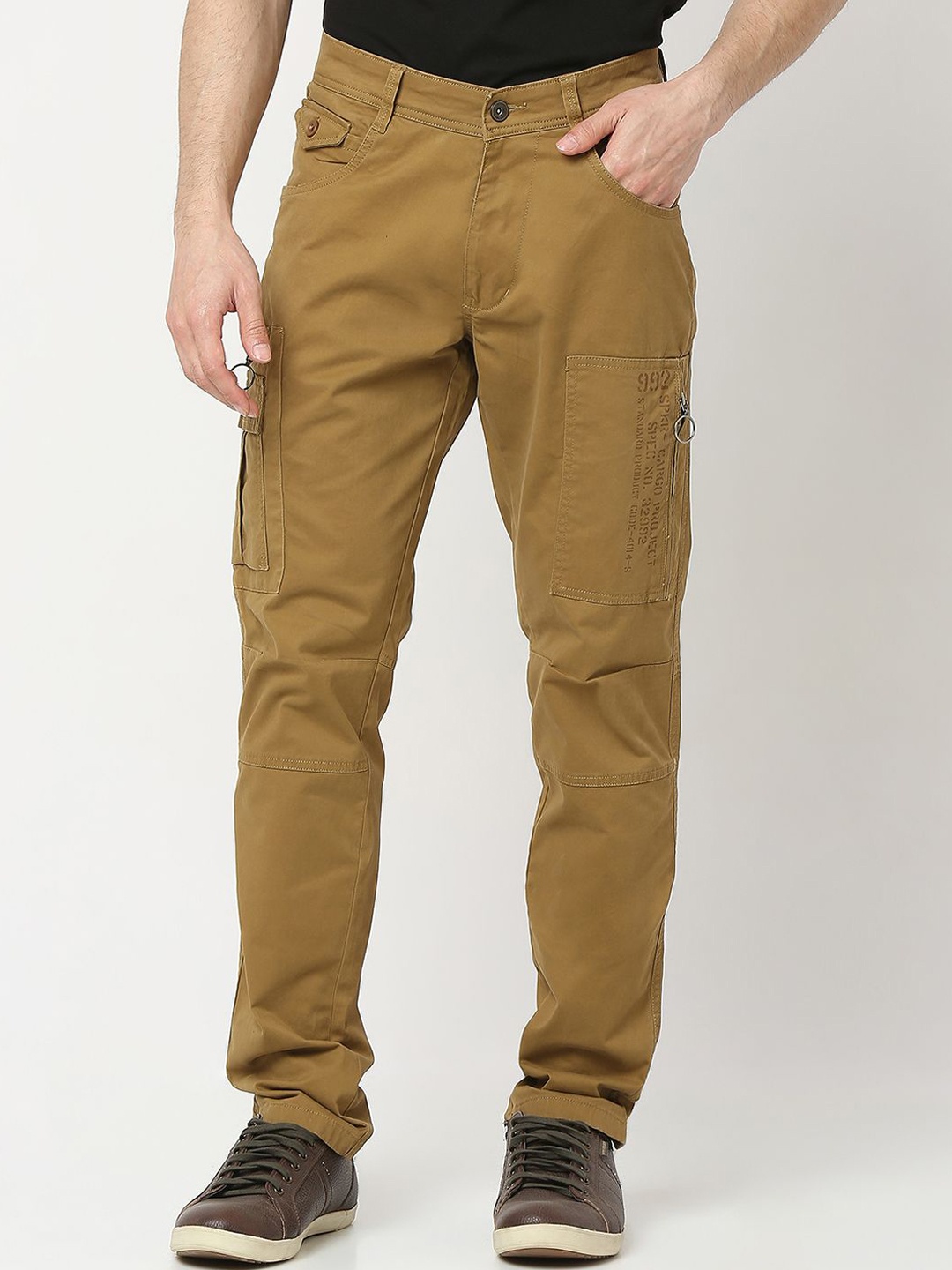 

SPYKAR Men Mid-Rise Cargo Trousers, Khaki