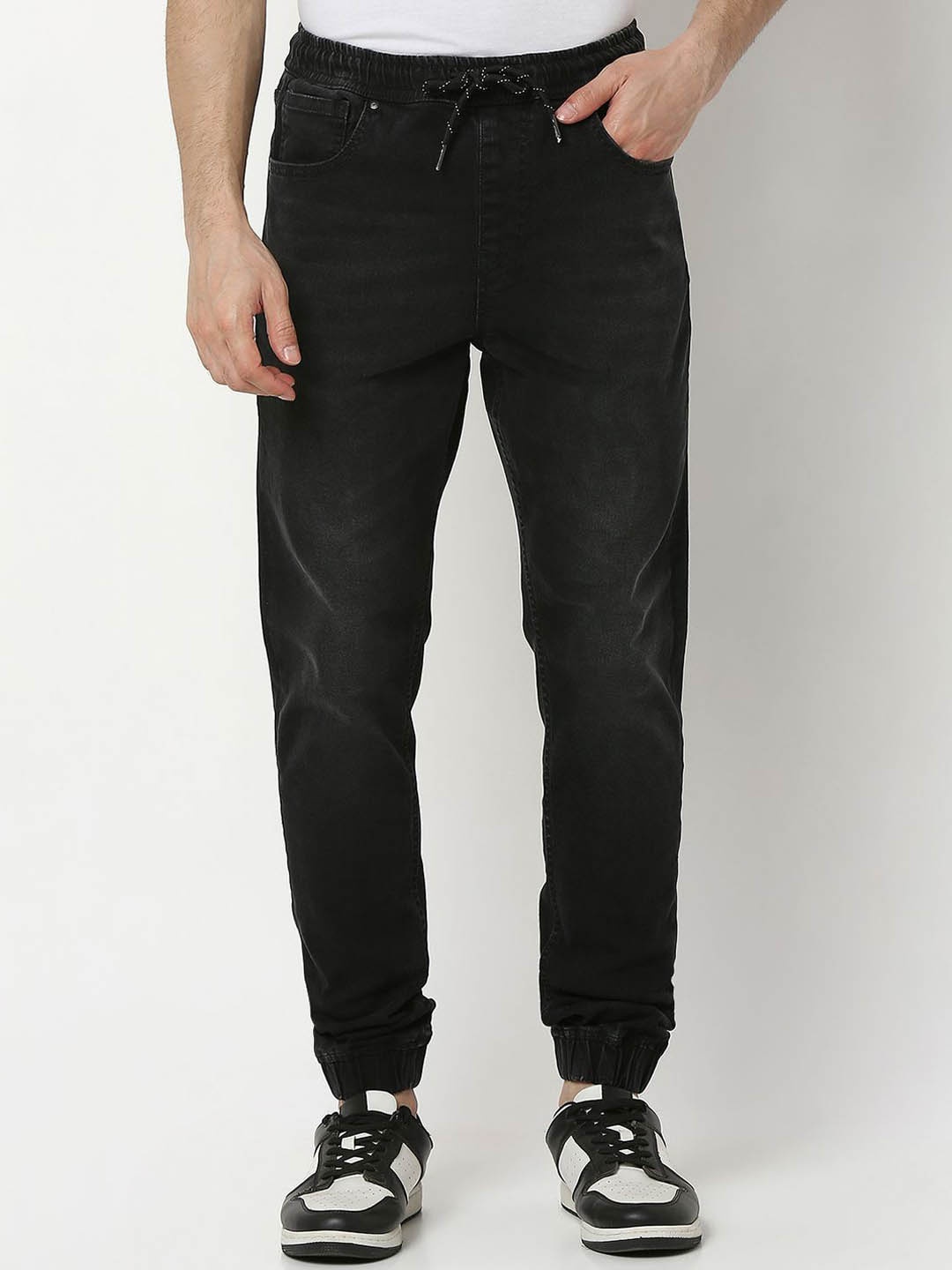 

SPYKAR Men High-Rise Light Fade Stretchable Jeans, Black