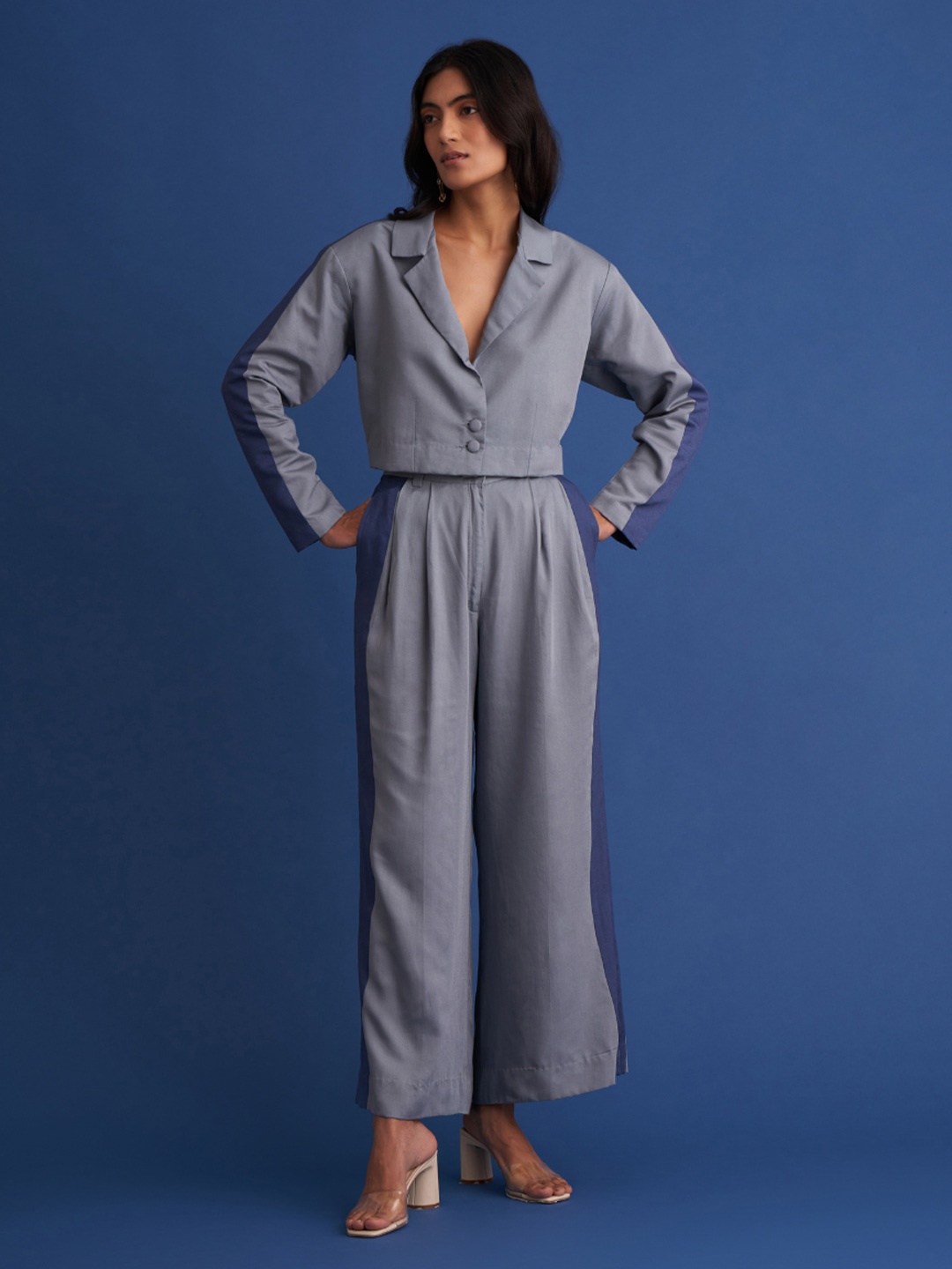 SHIBUI Notched Lapel Single-Breasted Crop Blazer, Grey