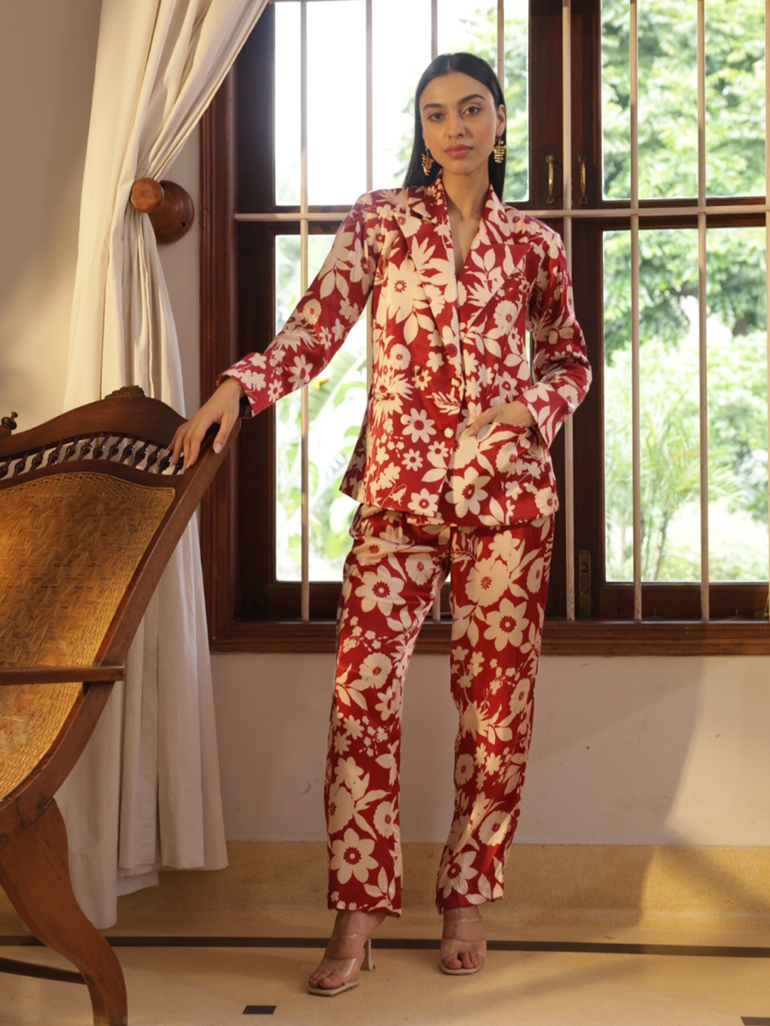 

SHIBUI Stella Floral Printed Peaked Lapel Collar Silk Double-Breasted Blazer, Red