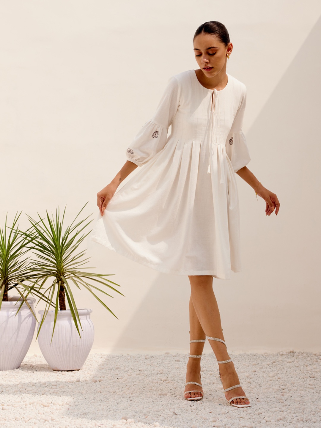 

SHIBUI Women Puff Sleeves Tie-Up Neck Cotton A-Line Dress, White