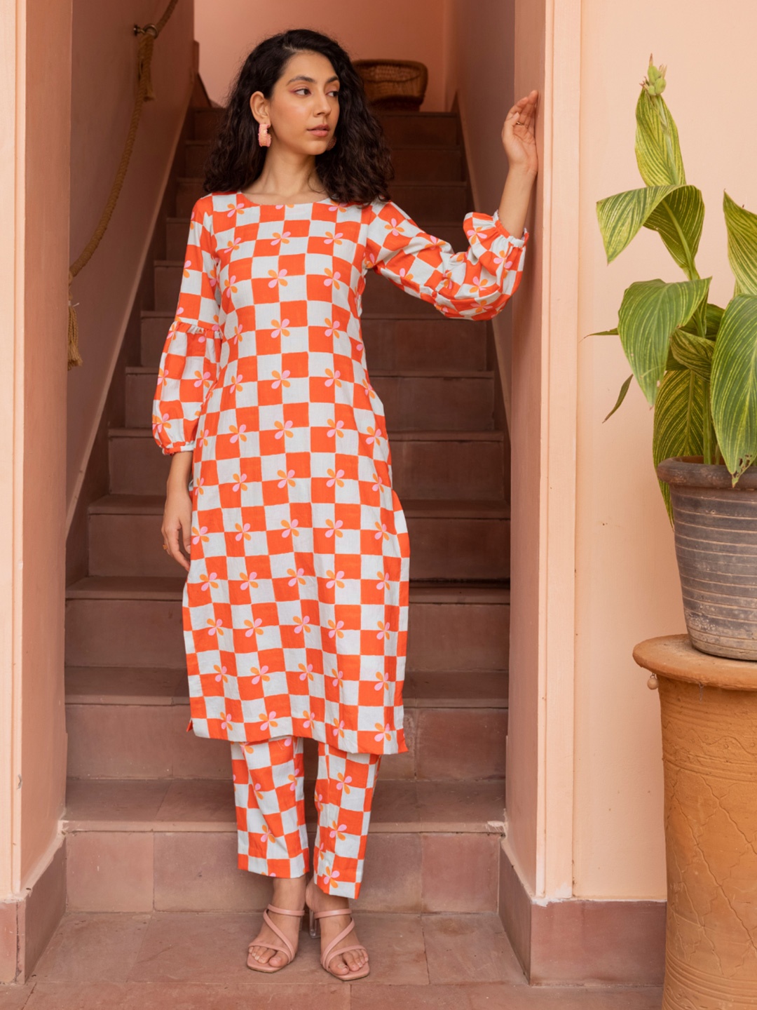 

SHIBUI Blossom Checked Straight Kurta, Peach