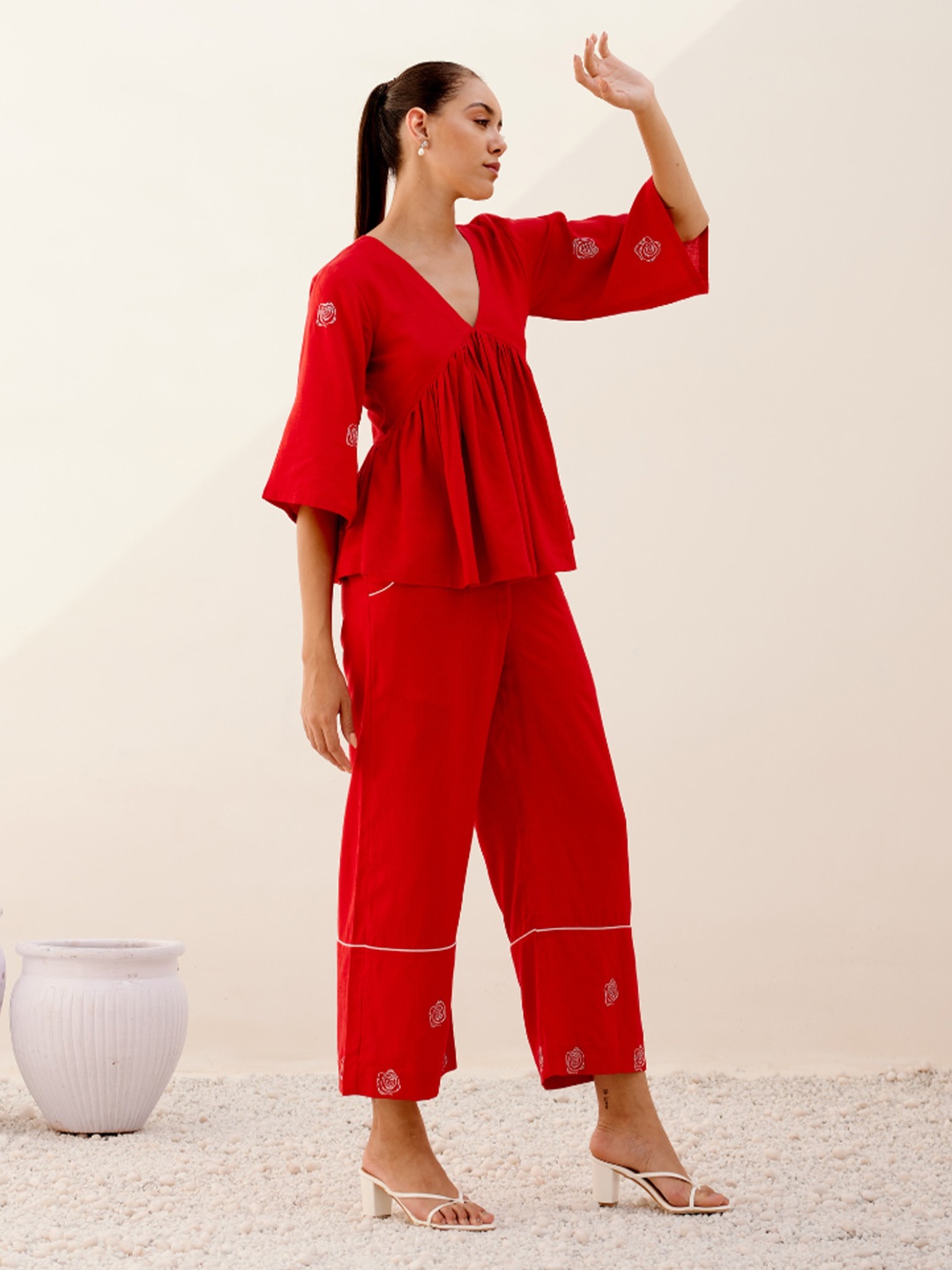 

SHIBUI Women Round Neck Top, Red