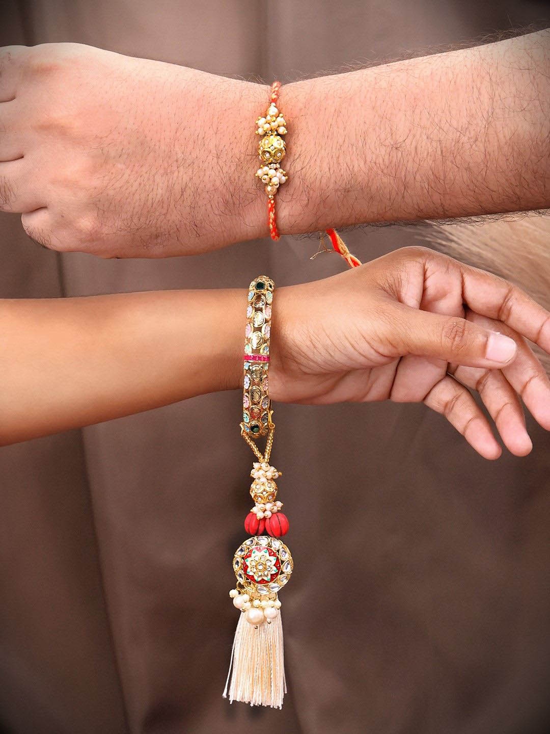 

PANASH Beaded Gold Plated Bhaiya Bhabhi Rakhis With Roli Chawal