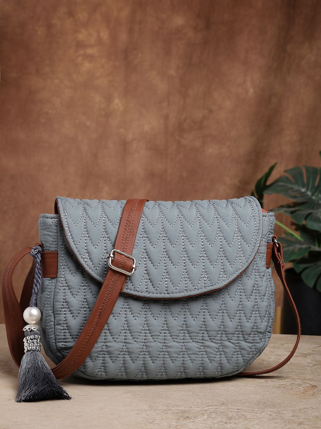 

Anekaant Women Textured Crossbody Sling Bag with Quilted, Grey