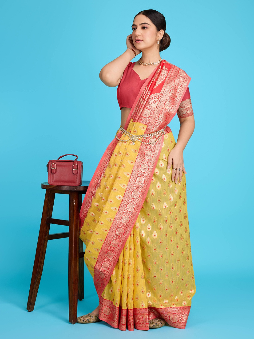 

NIWAA Woven Designed Zari Pure Linen Banarasi Saree, Yellow