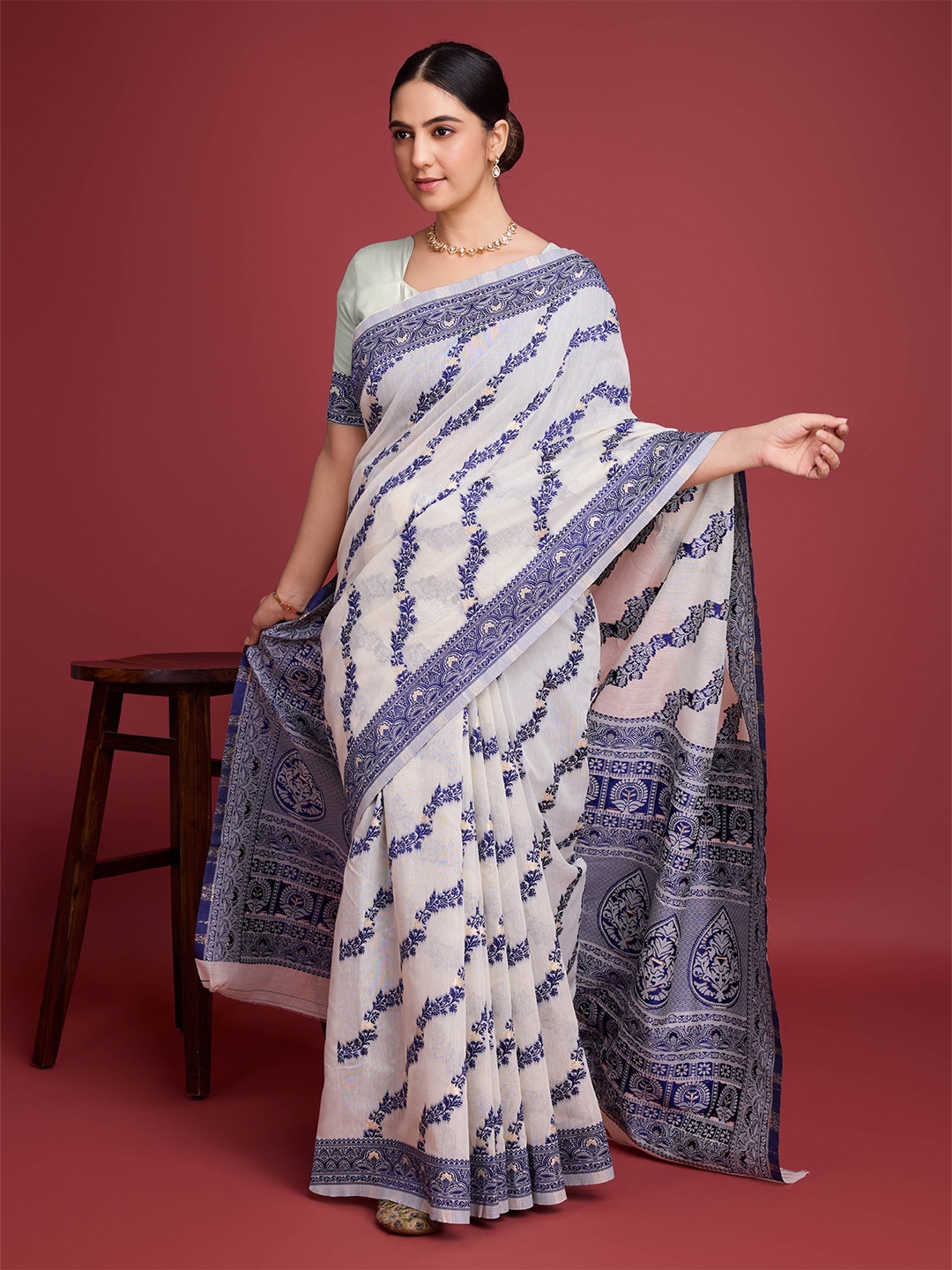 

NIWAA Leheriya Zari Saree, Off white