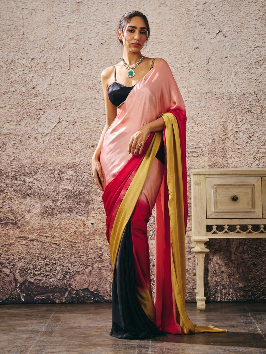 

Masumi Mewawalla Ombre Pure Crepe Saree, Black