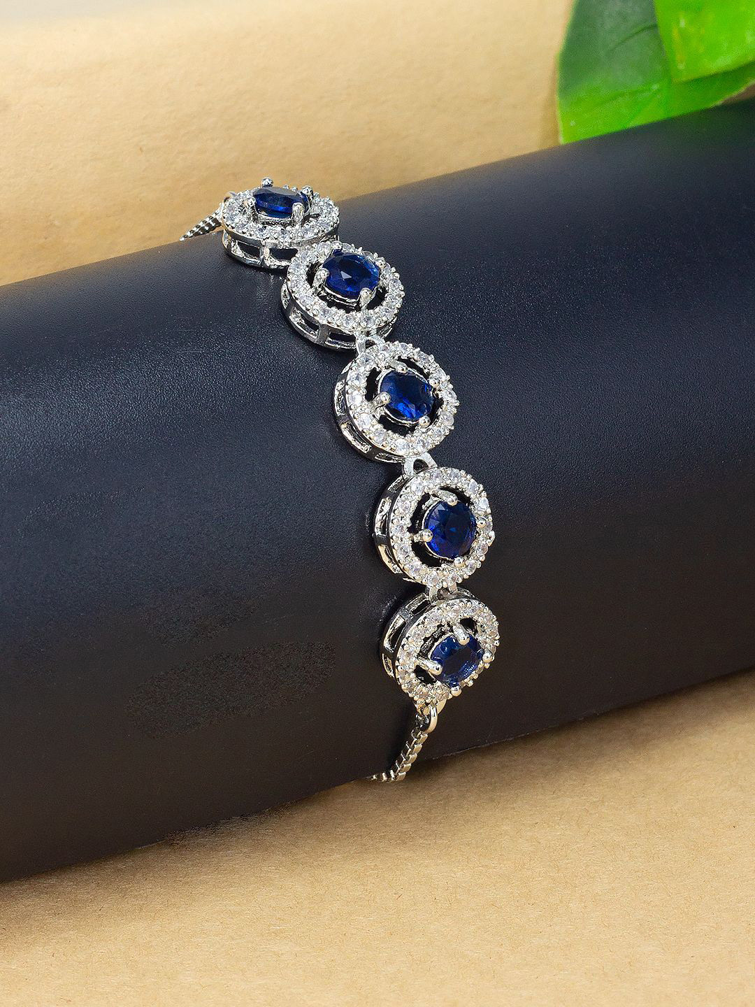 

PRIVIU Rhodium-Plated American Diamond Stone Studded Brass Wraparound Bracelet, Silver