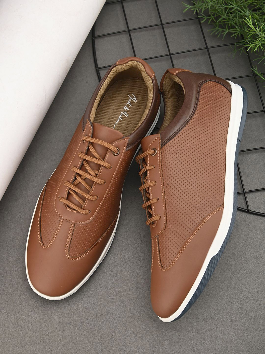 

Mast & Harbour Men Casual Lace-Ups Sneakers, Tan