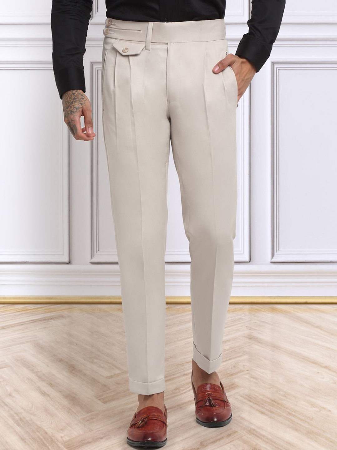 

KLOTTHE Men Italian Gurkha Pants, Cream