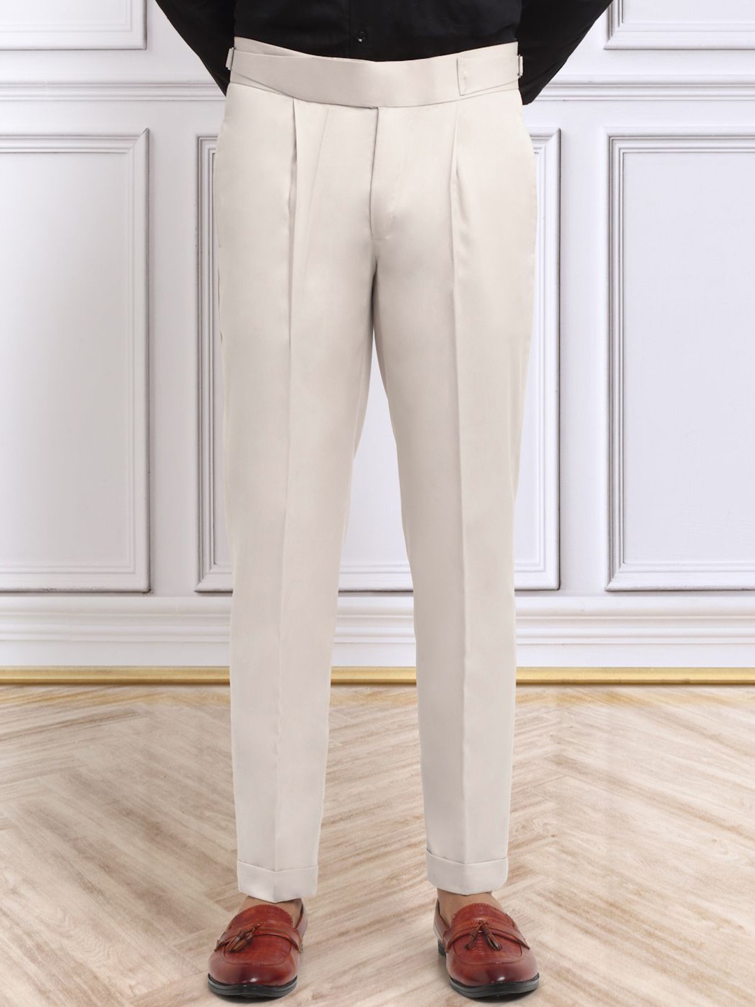 

KLOTTHE Men Italian Gurkha Pants, Cream
