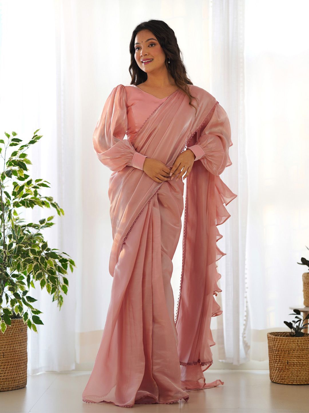 

JATRIQQ Solid Organza Saree, Peach
