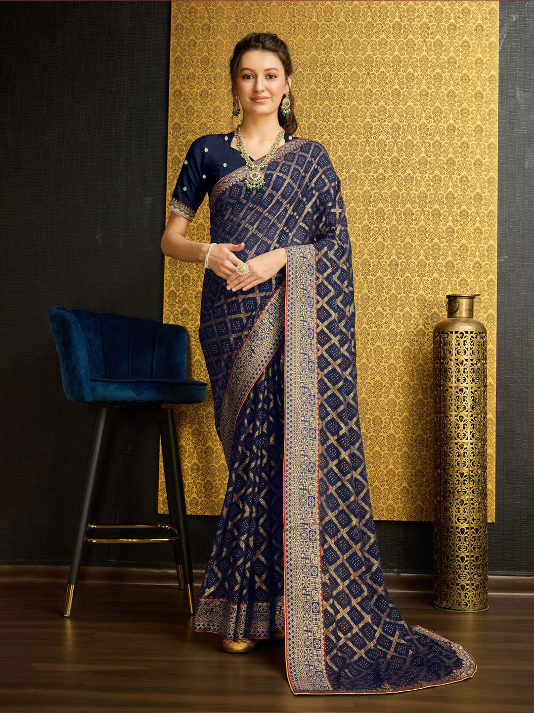 

Ishin Ethnic Motifs Printed Zari Saree, Navy blue