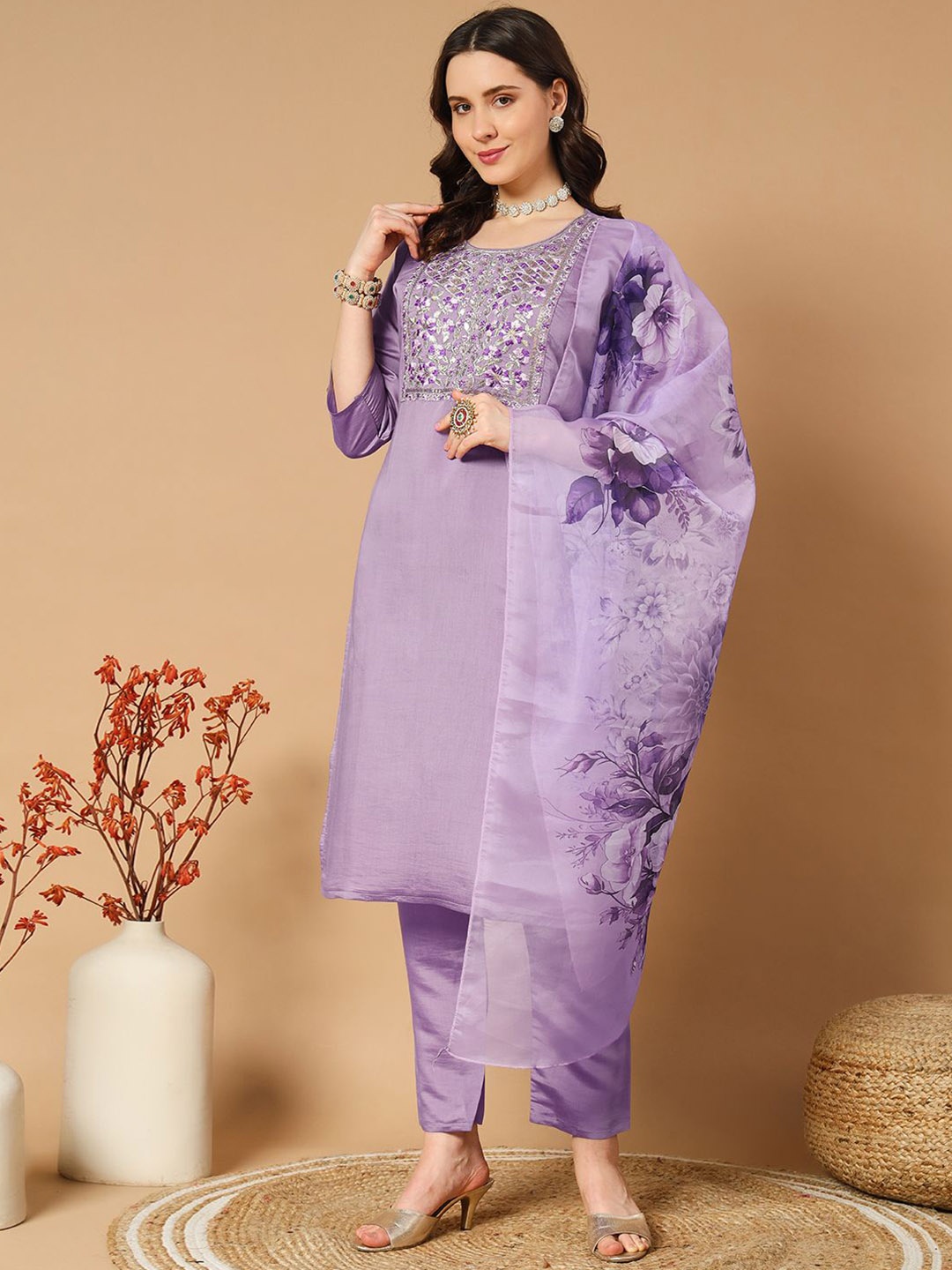 

MORLY Ethnic Motifs Yoke Design Thread Work Straight Kurta with Trousers & Dupatta, Lavender