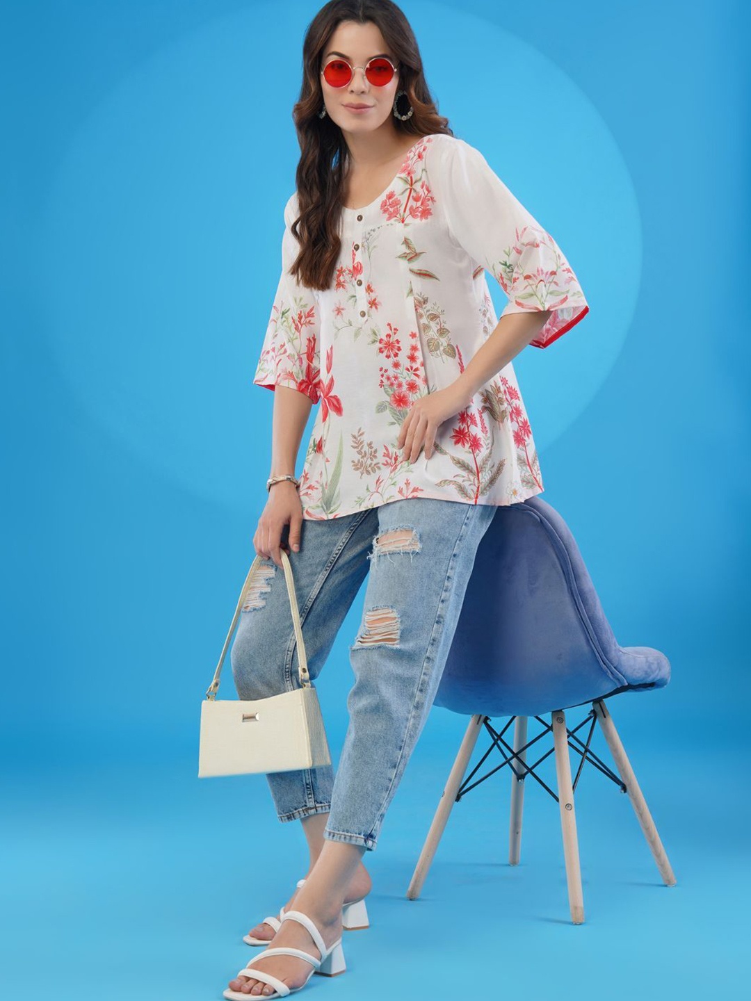 

Sangria Digital Print A-line Short Top, White