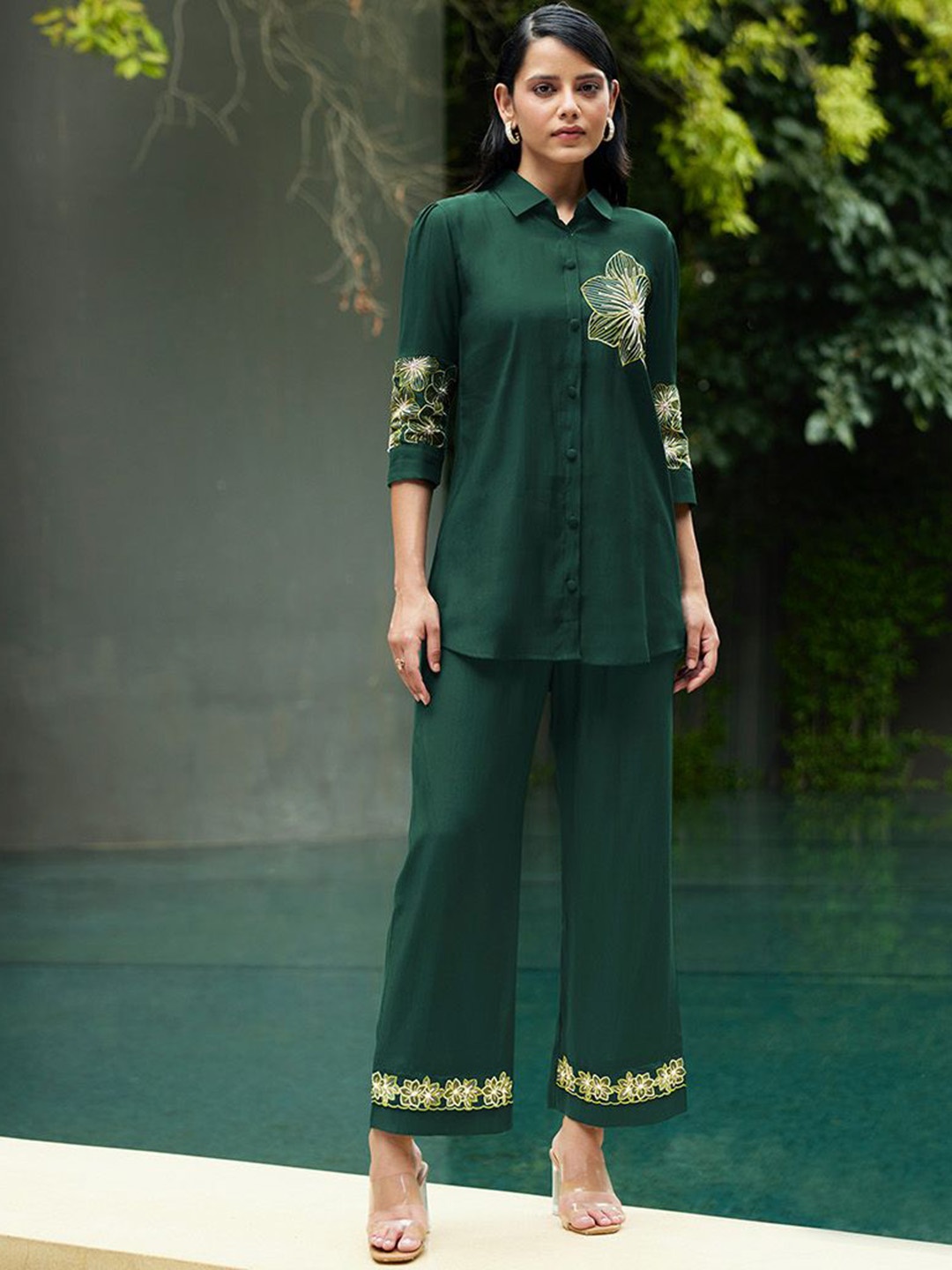 

Kaftanize Embroidered Shirt With Palazzo, Green