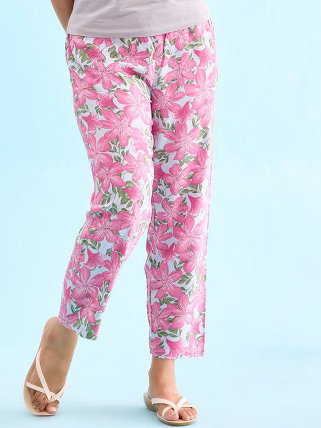 

Go Colors Women Floral Printed Cotton Trousers, Pink