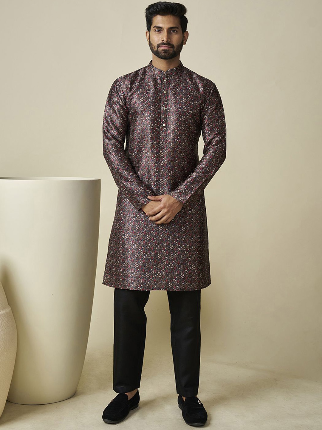 

Inddus Mens Floral Digital Printed and Sequined Kurta Set, Green
