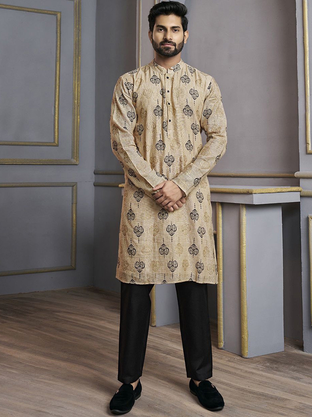 

Mens Jute Ethnic Motifs Printed Straight Kurta Set, Beige