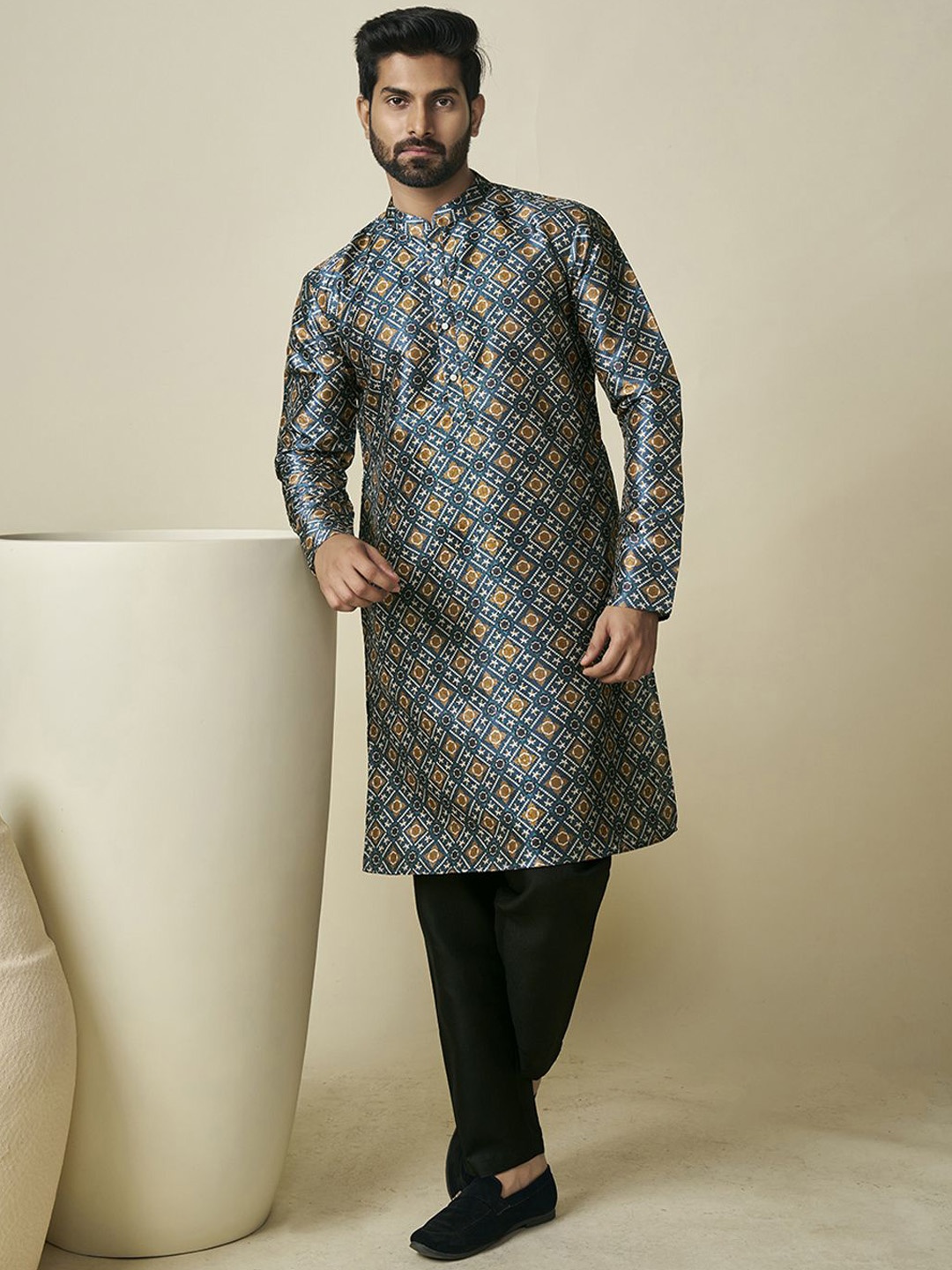 

Inddus Mens Geometric Digital Printed and Sequined Kurta Set, Teal