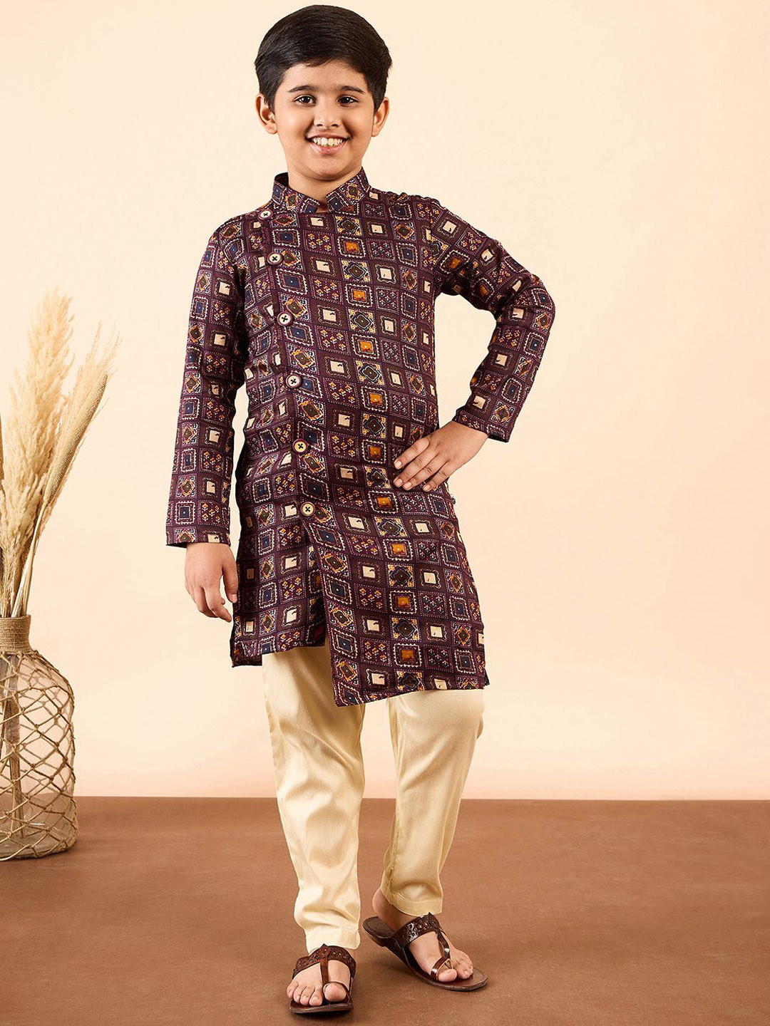 

Stylo Bug Boys Ethnic Motifs Printed Mandarin Collar Angrakha Kurta with Pyjamas, Brown